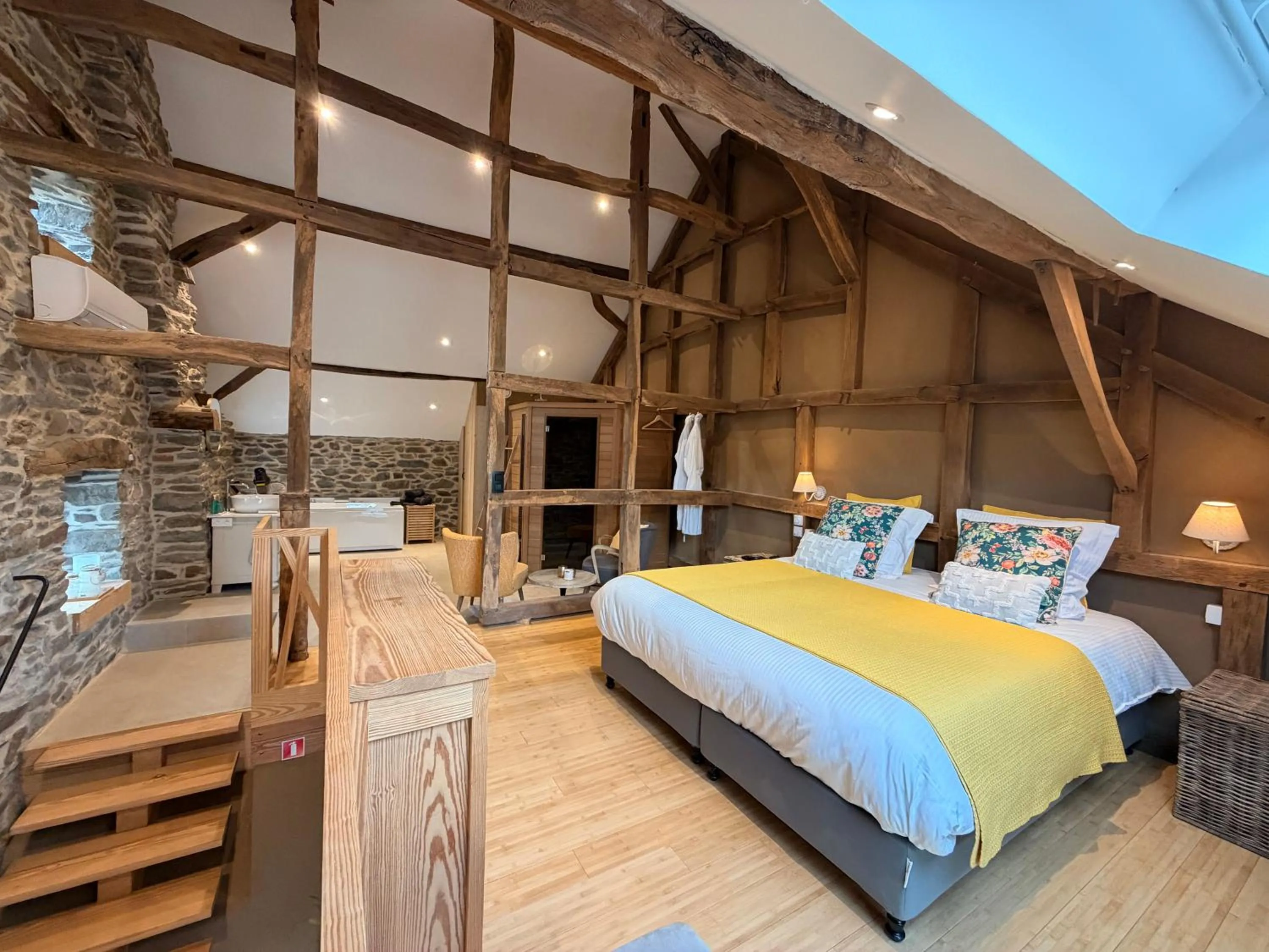 Paddock Lodge - Suites Wellness & Chambres d'hôtes