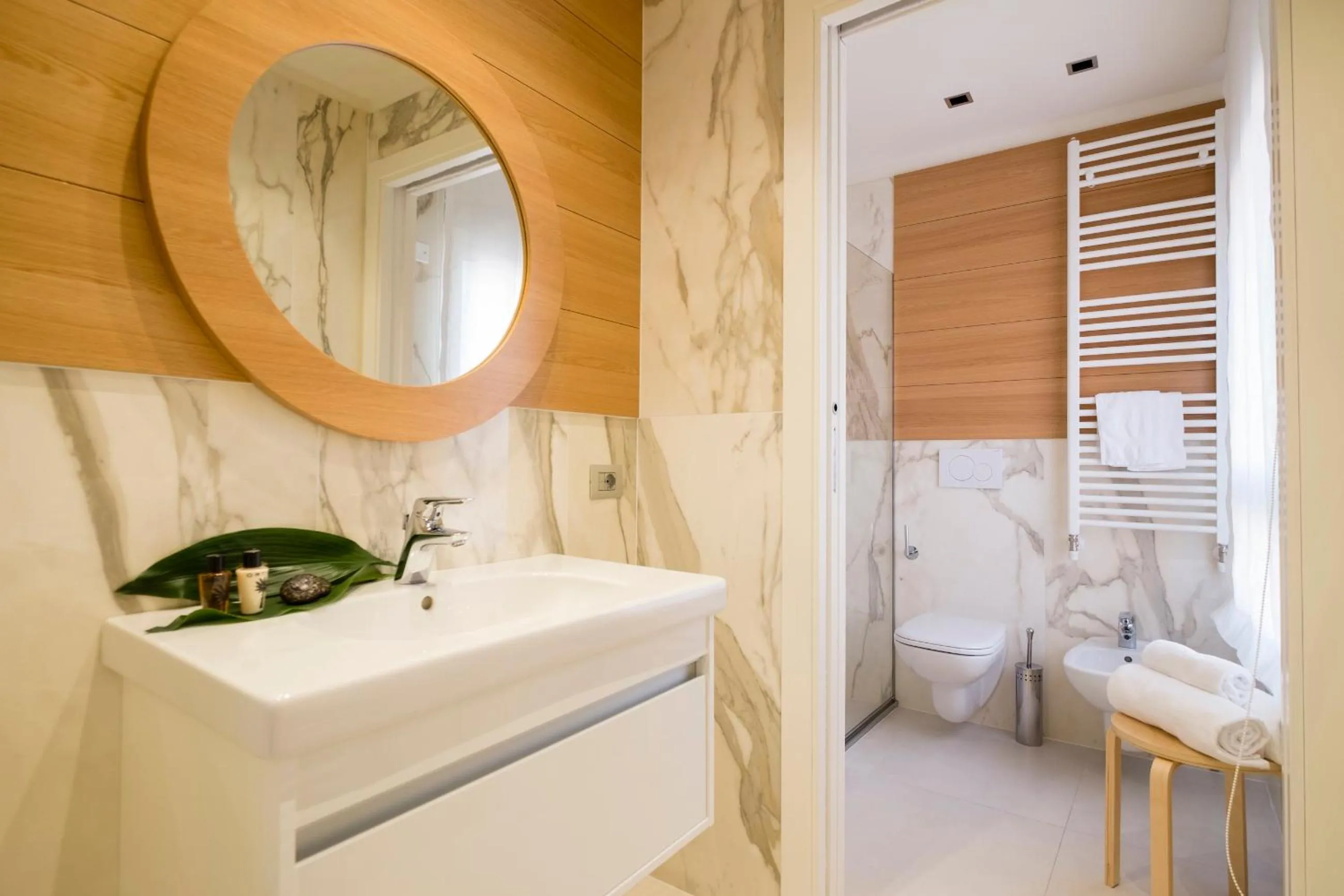 Bathroom in Metropol Ceccarini Suite - Luxury apartments