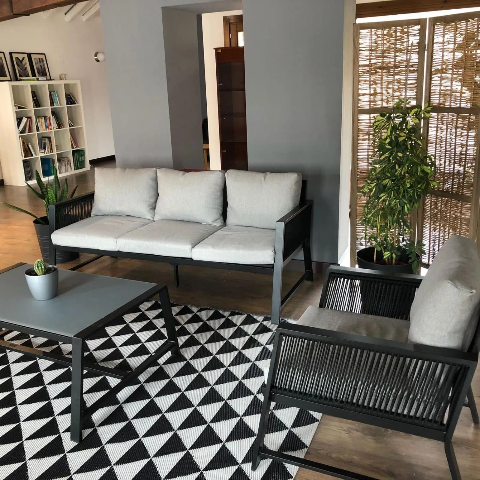 Living room in Hotel Cienbalcones