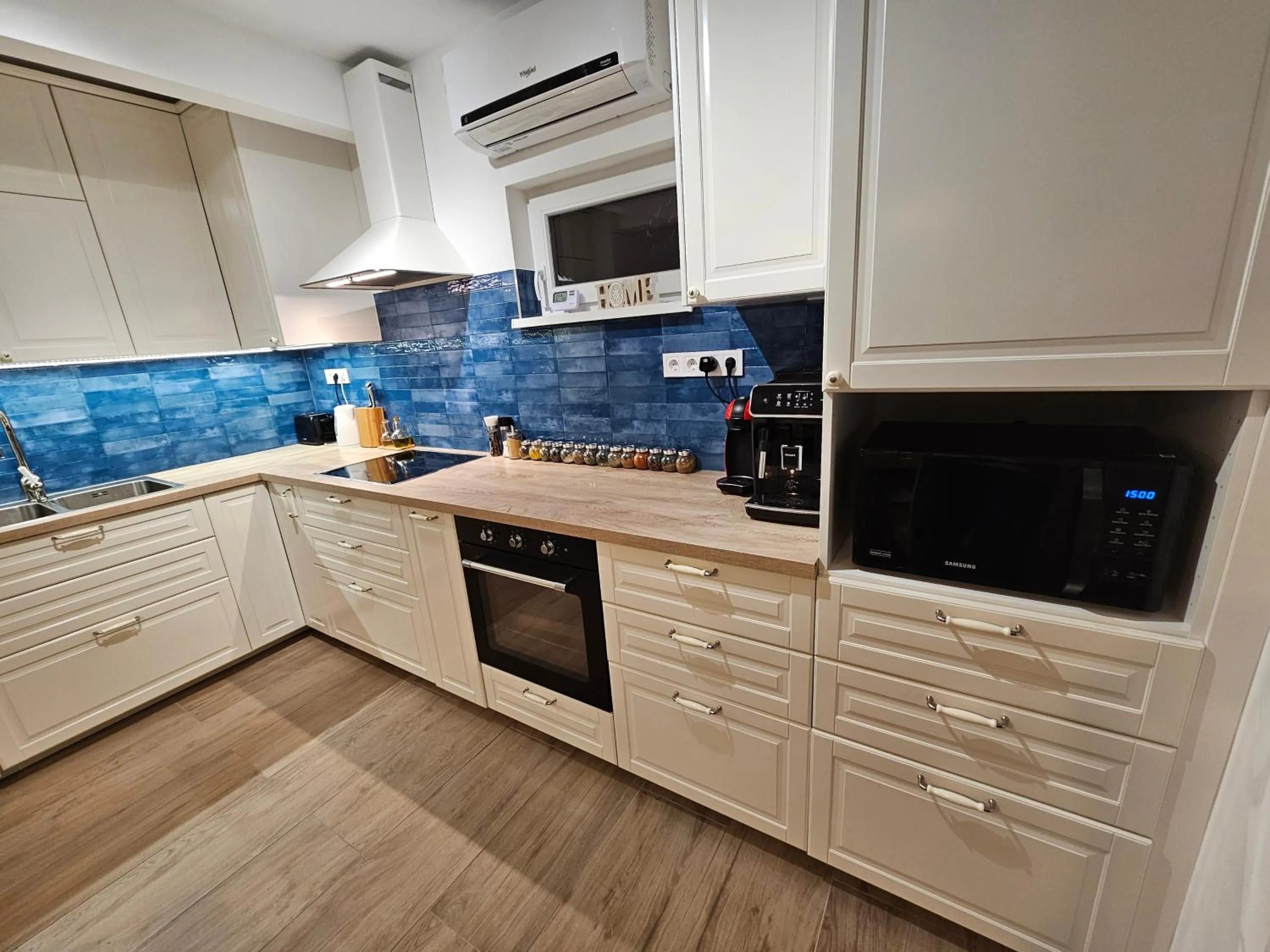 Kitchen or kitchenette in Joy Guesthouse