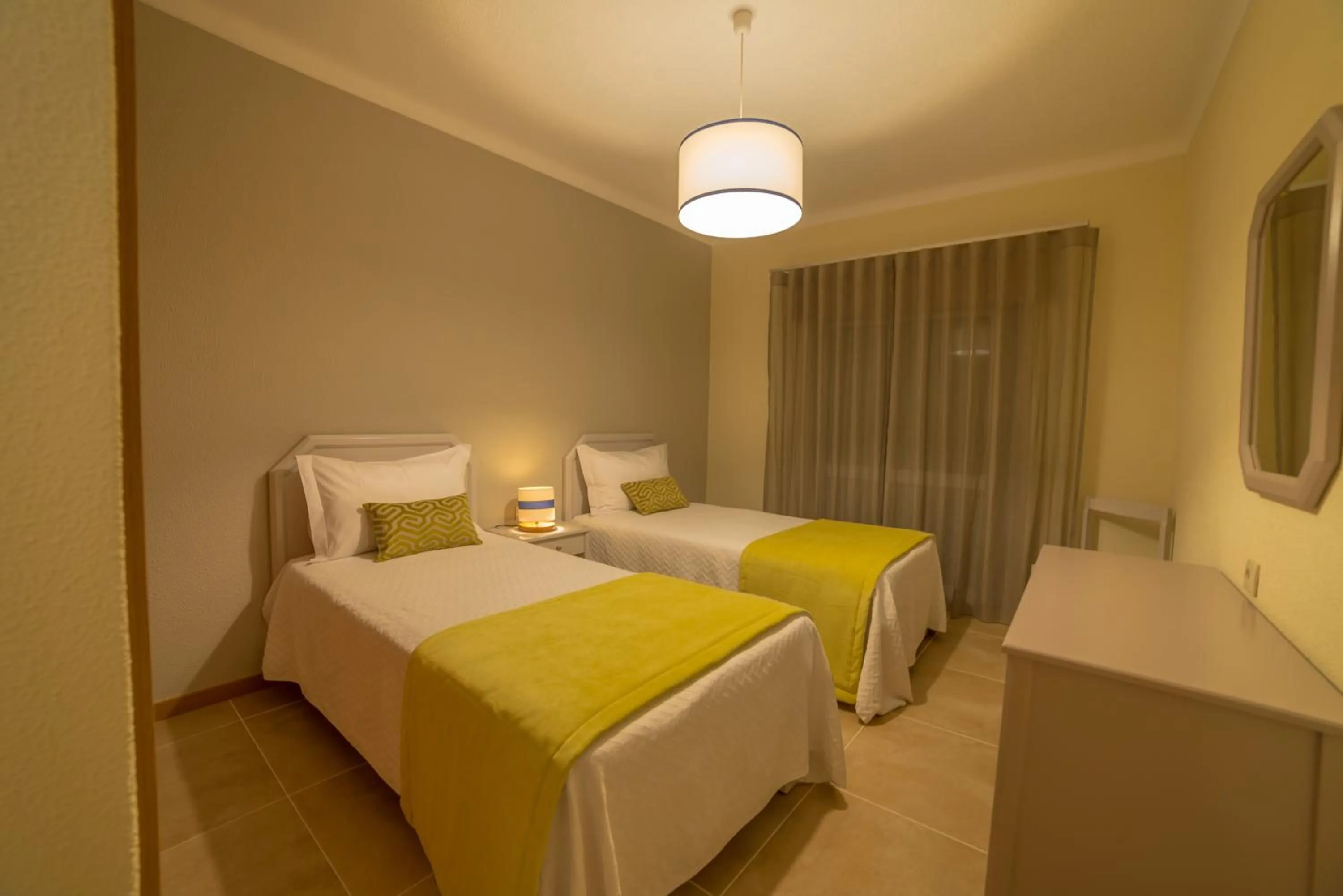 Bed in Flor Da Rocha