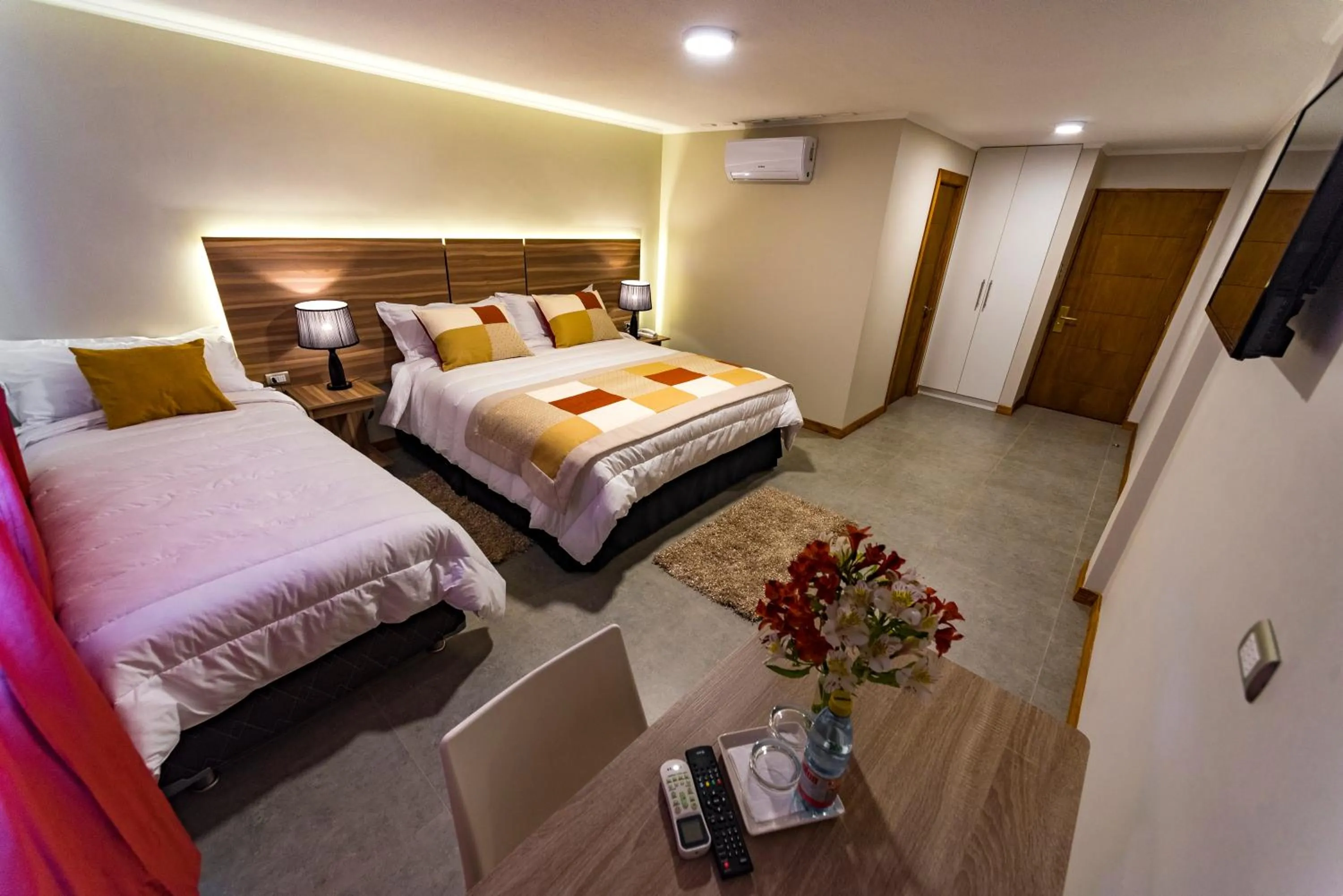 Standard Triple Room in Hotel Insigne