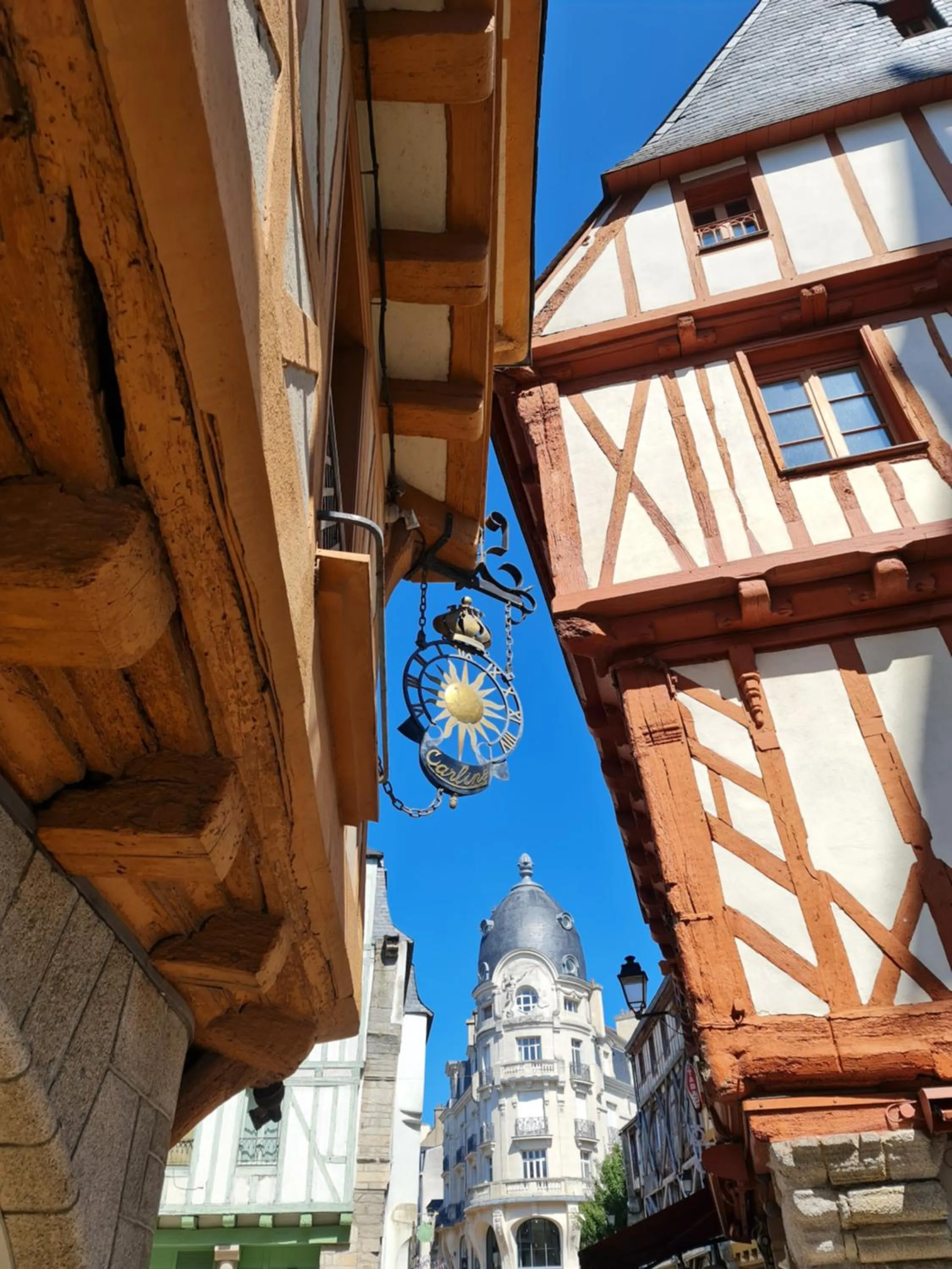 Other in ibis Vannes