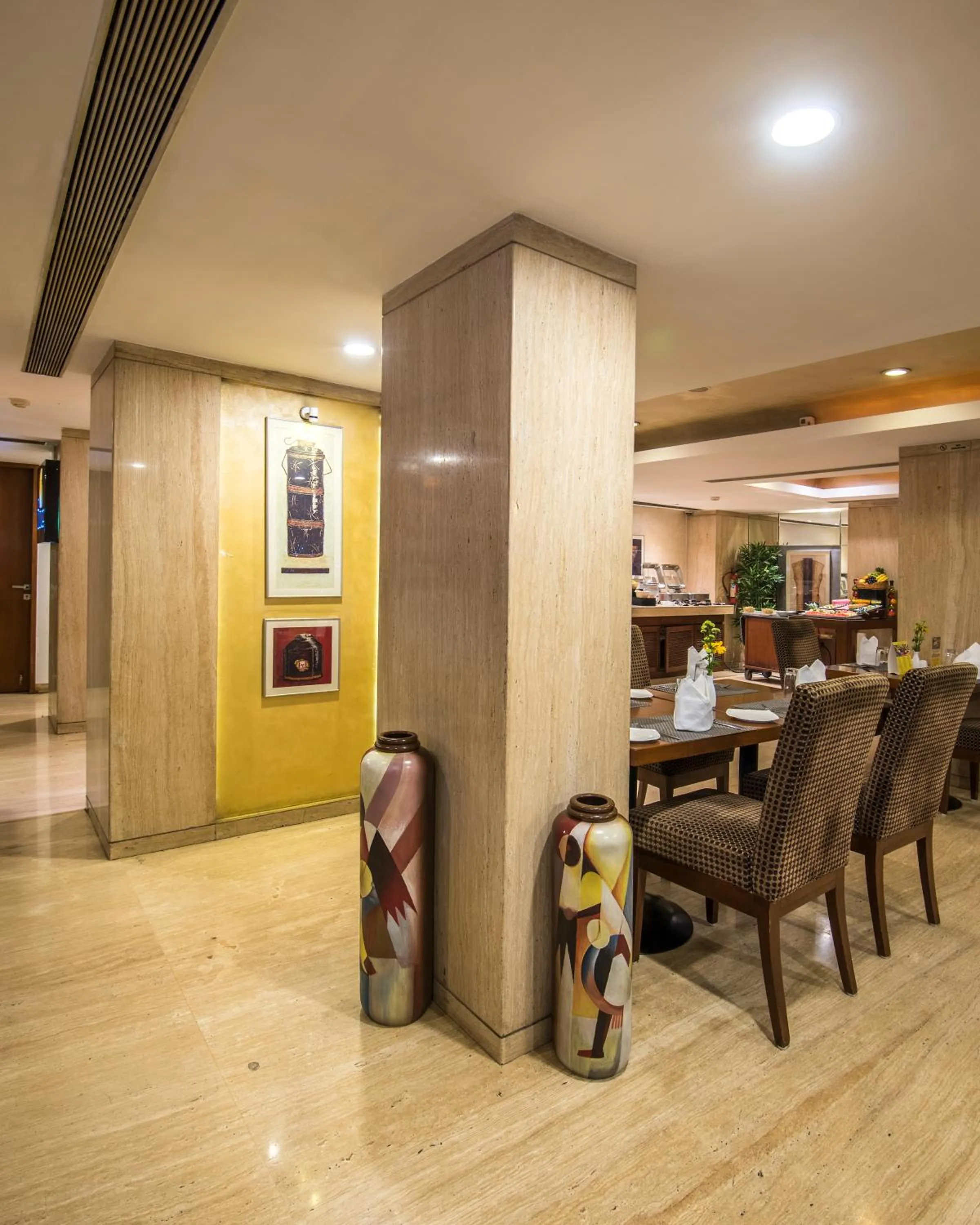 Restaurant/places to eat in Park Ornate Hotel Viman Nagar