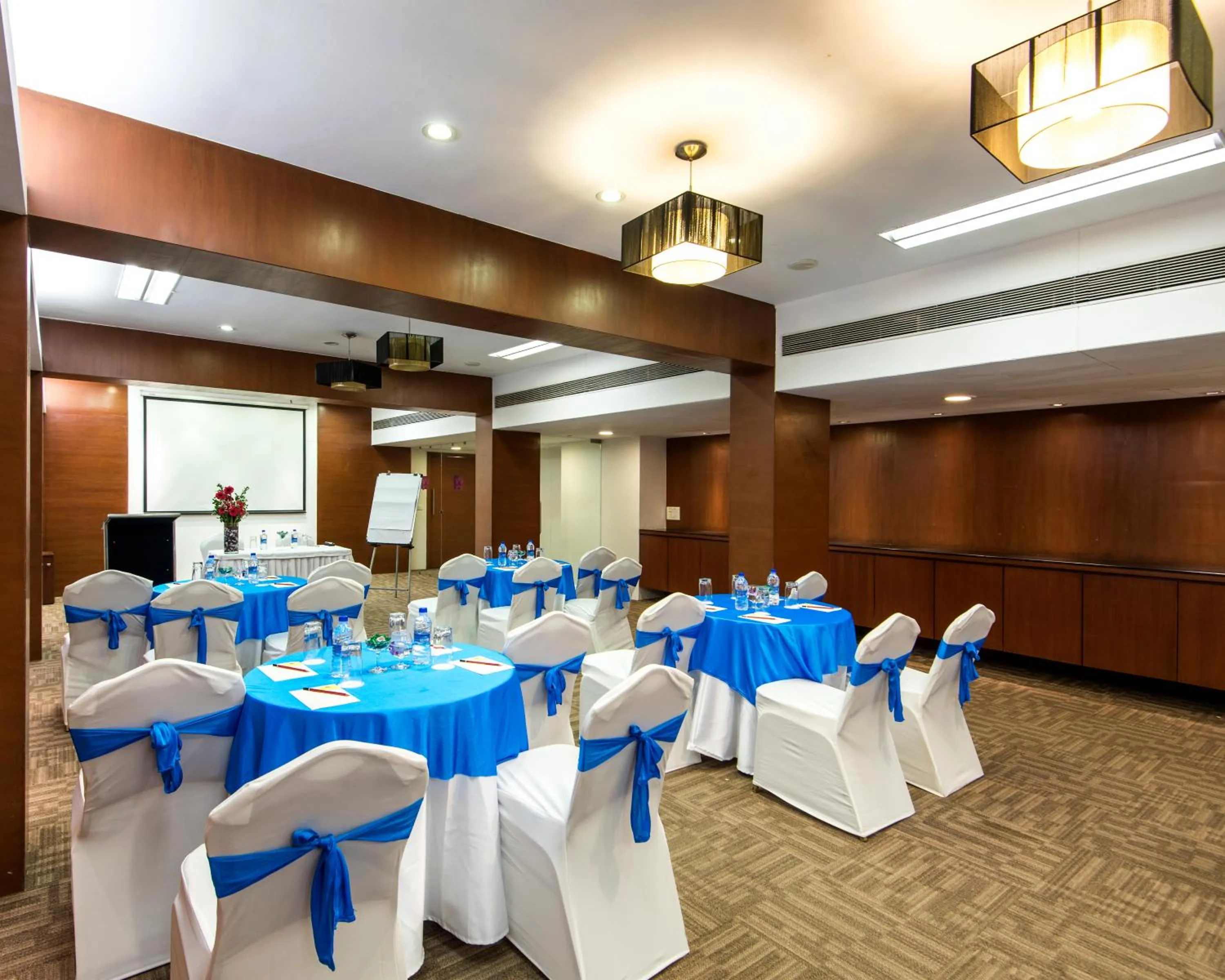 Banquet/Function facilities in Park Ornate Hotel Viman Nagar