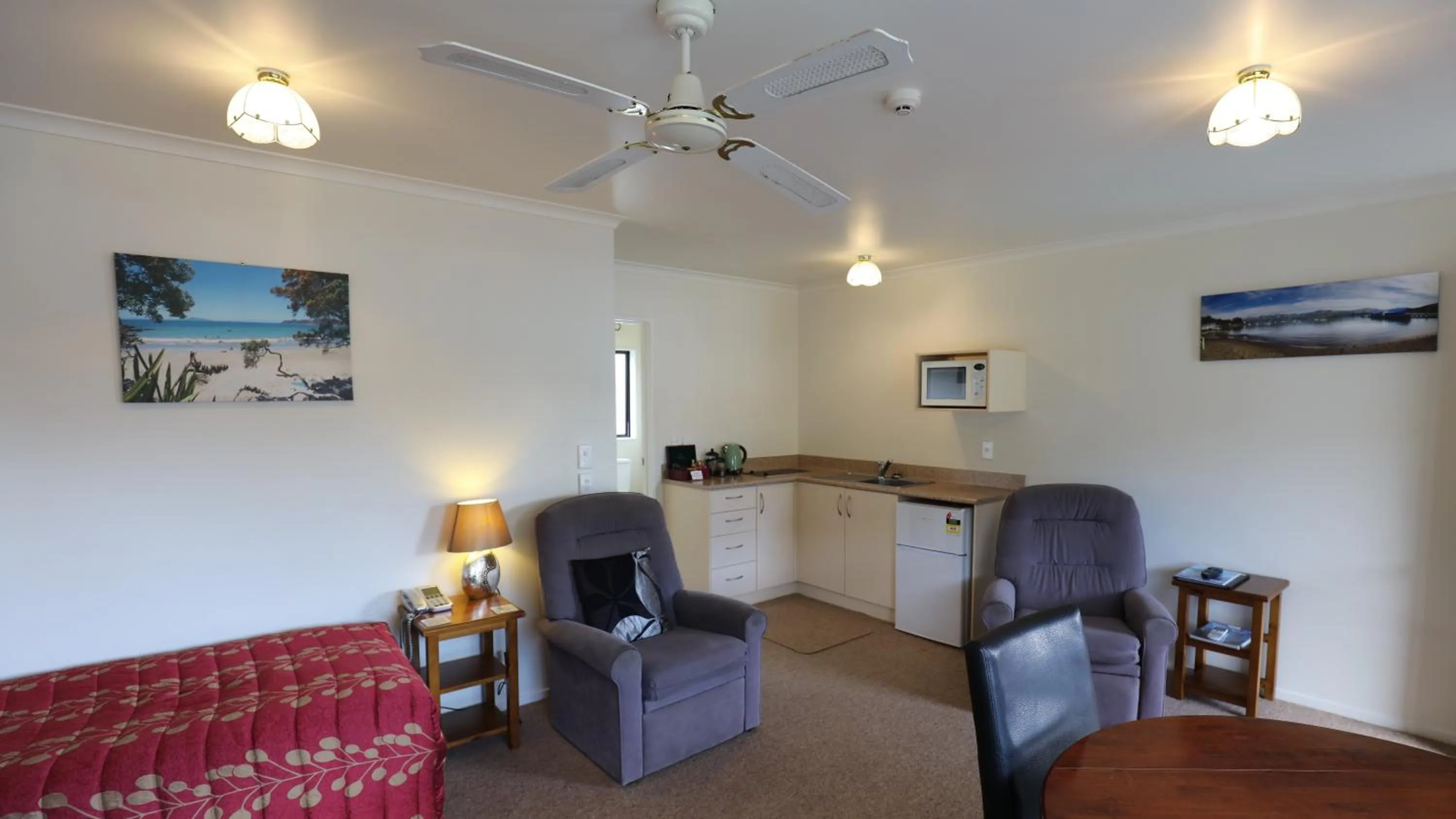 Bk's Counties Motor Lodge