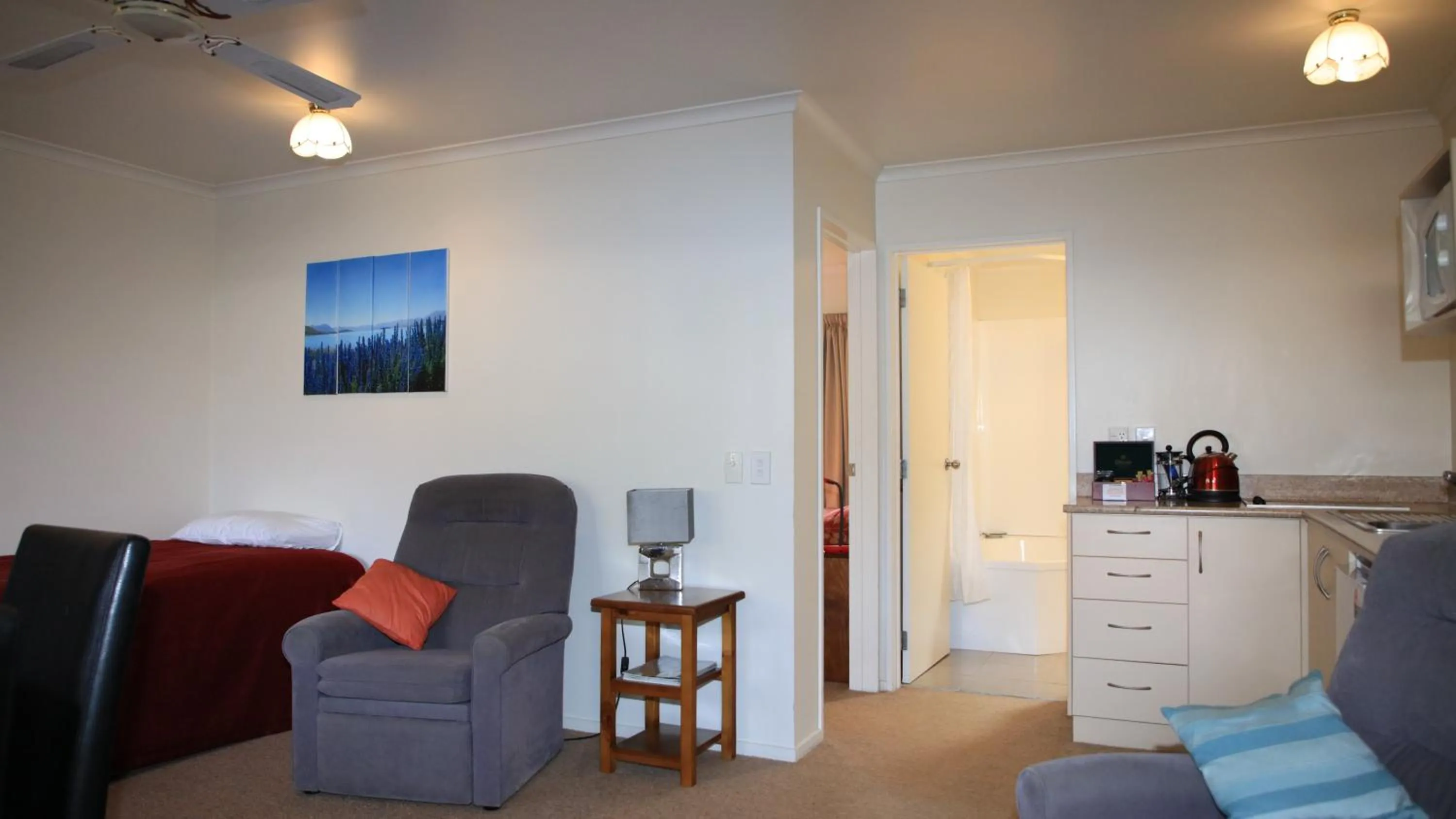 Bk's Counties Motor Lodge