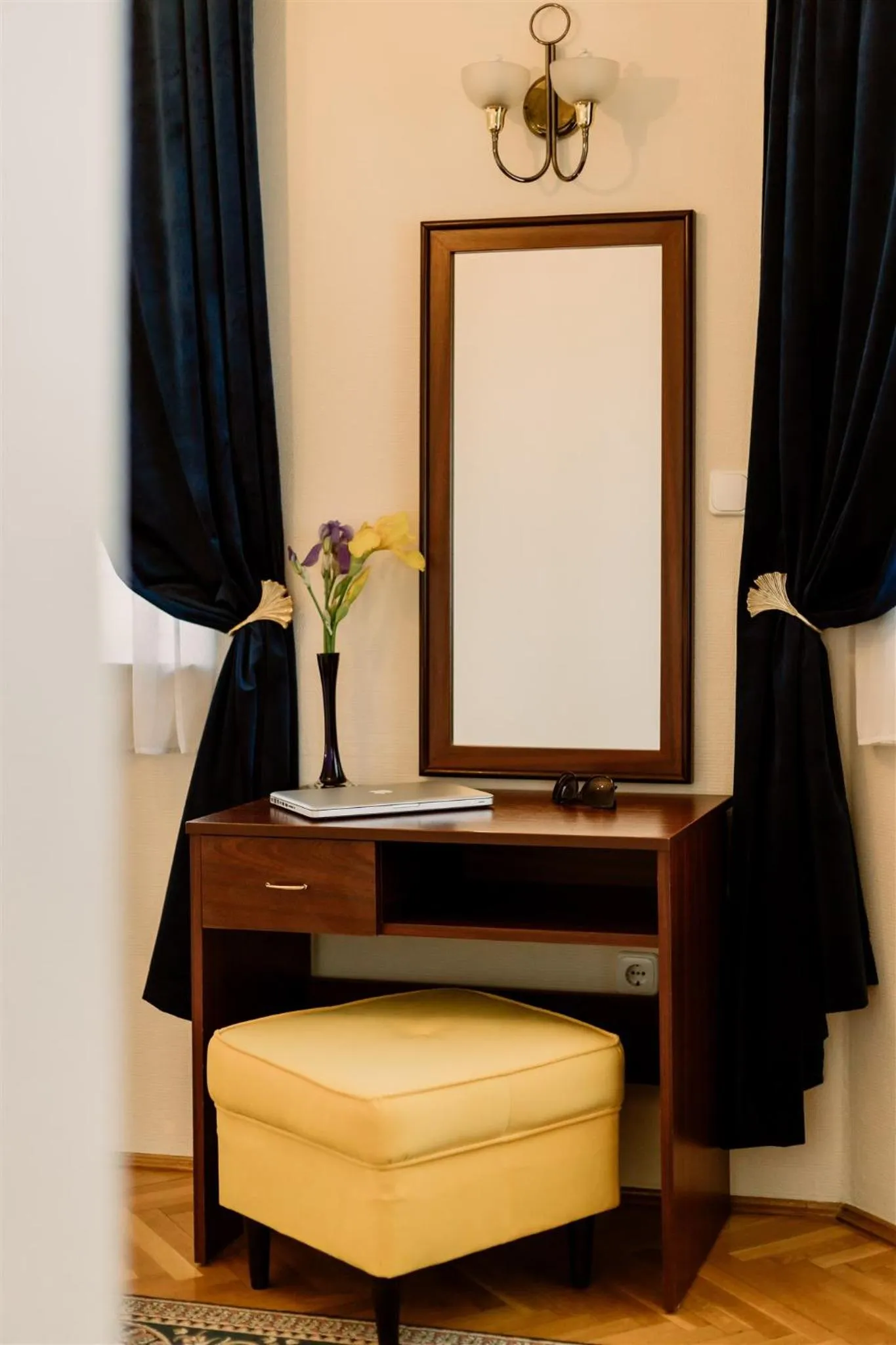 Communal lounge/ TV room in Korona Pension and Restaurant