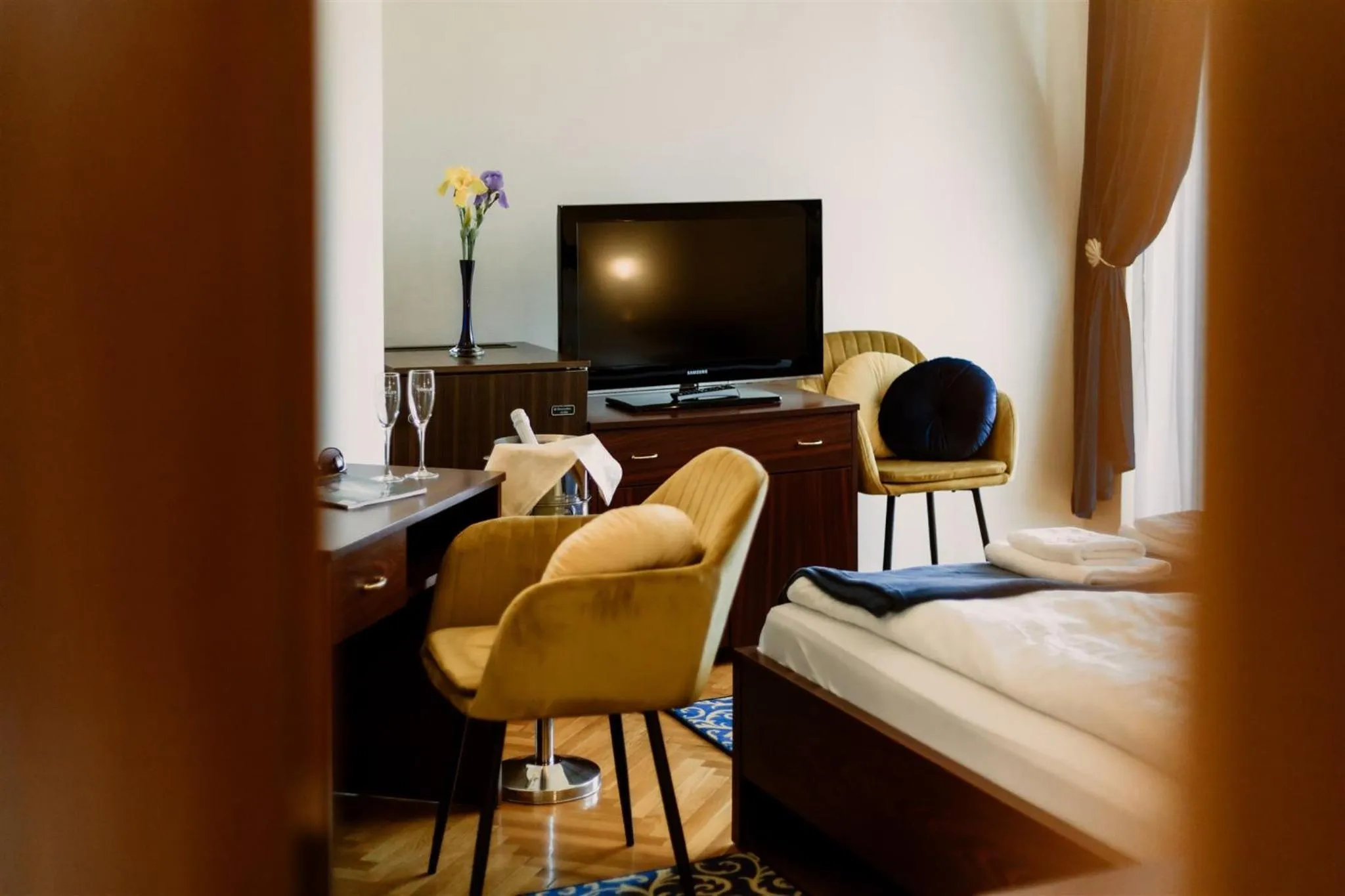 Bed in Korona Pension and Restaurant