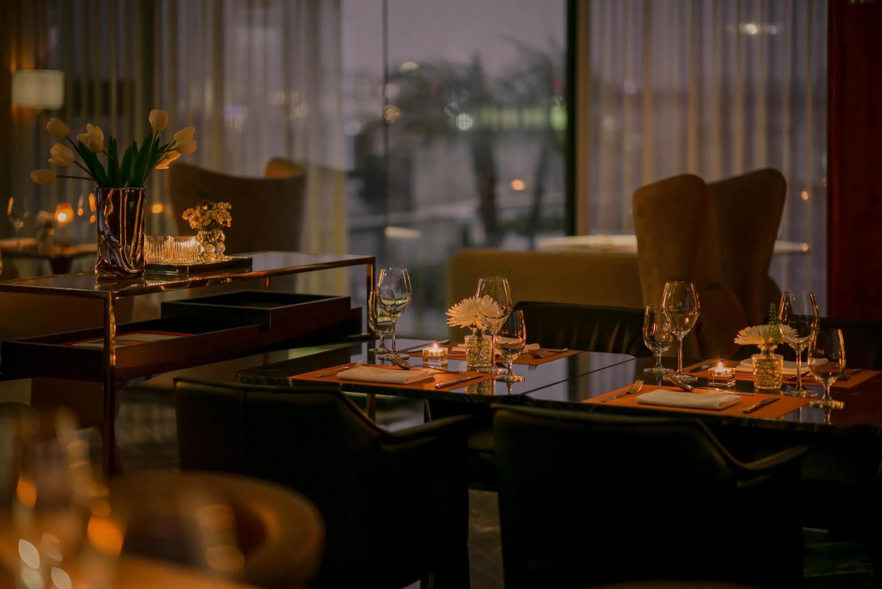 Restaurant/places to eat in Le Jardin Hotel Haute Couture