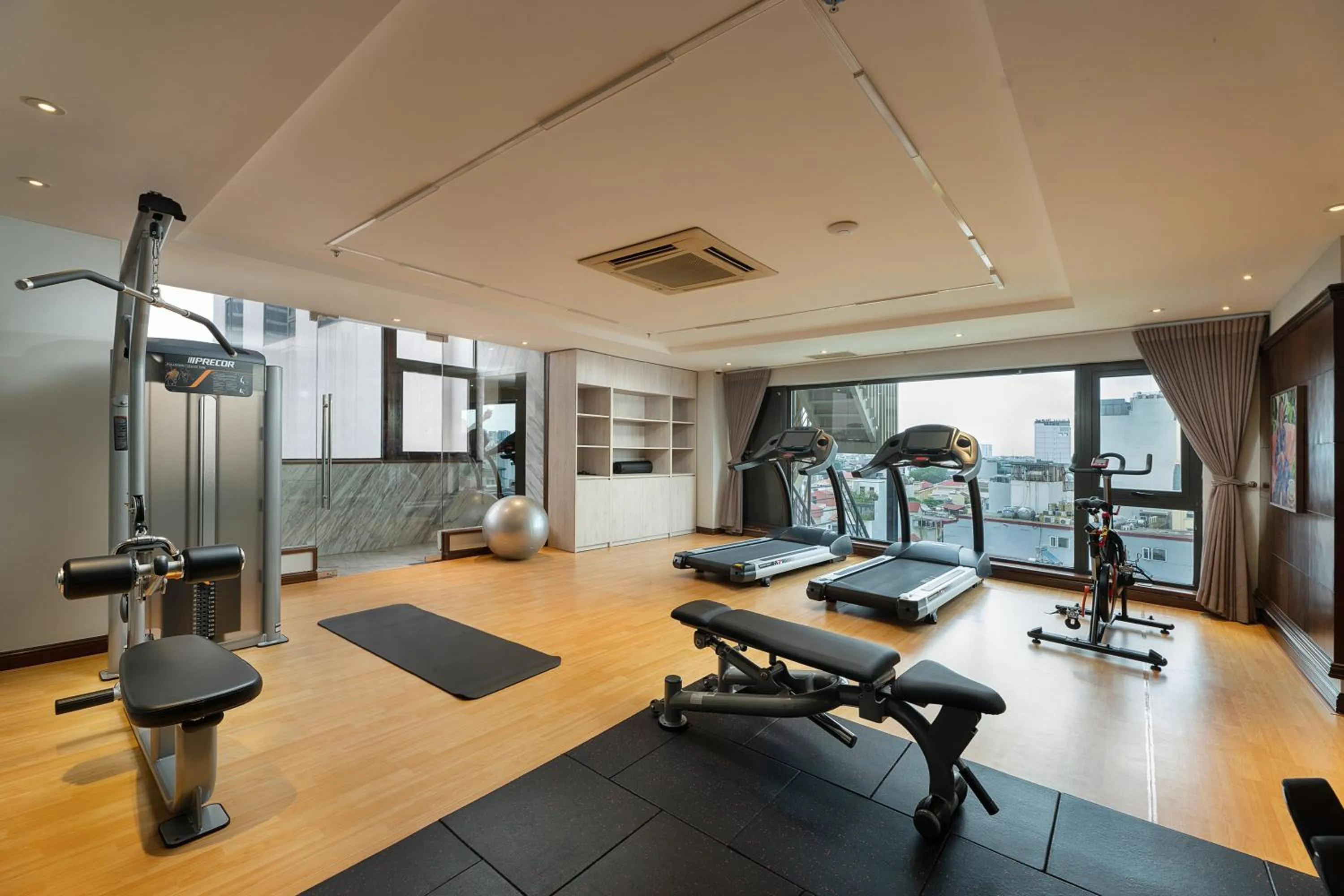 Fitness centre/facilities in Le Jardin Hotel Haute Couture