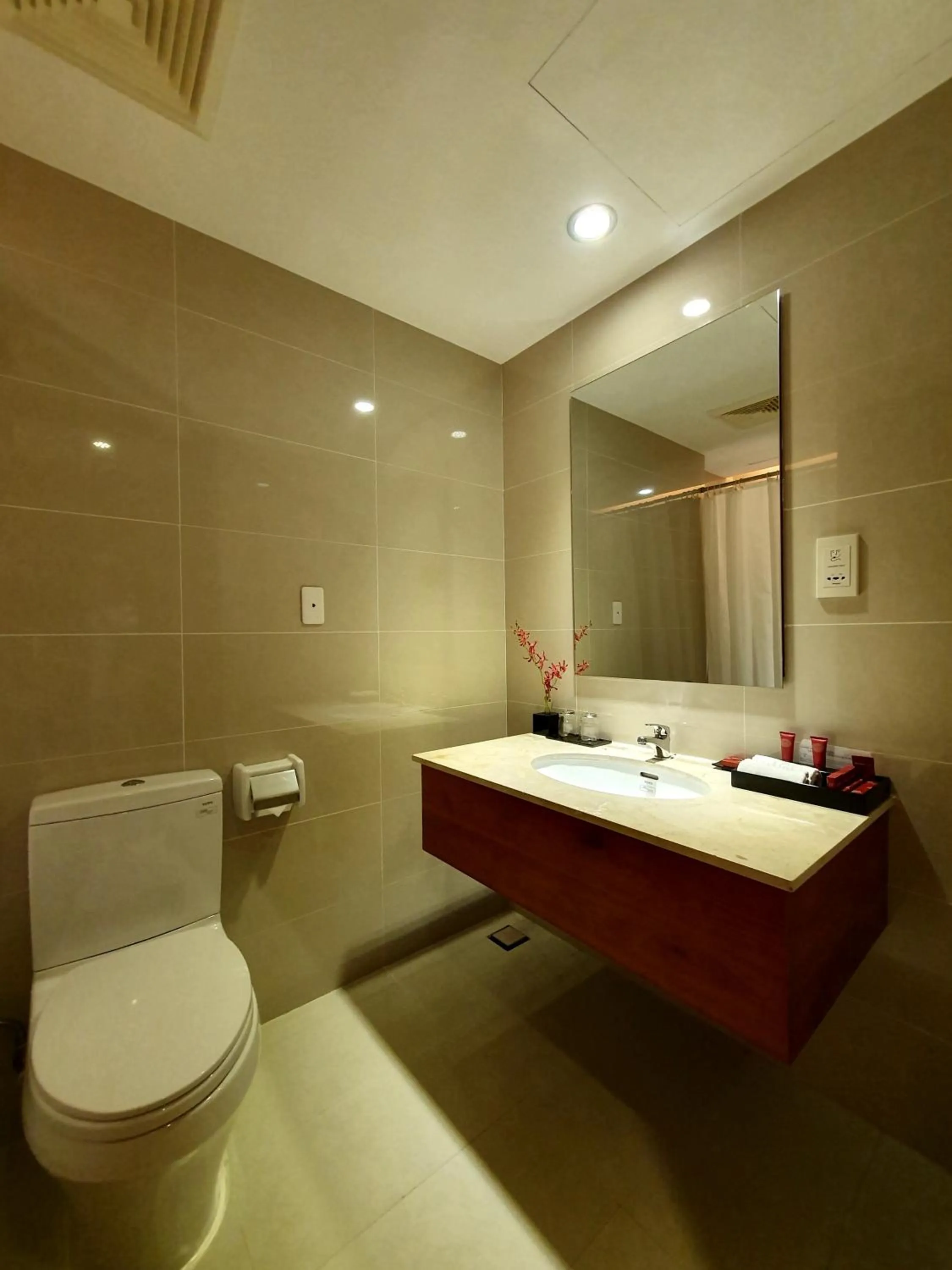 Bathroom in Saigon Hotel