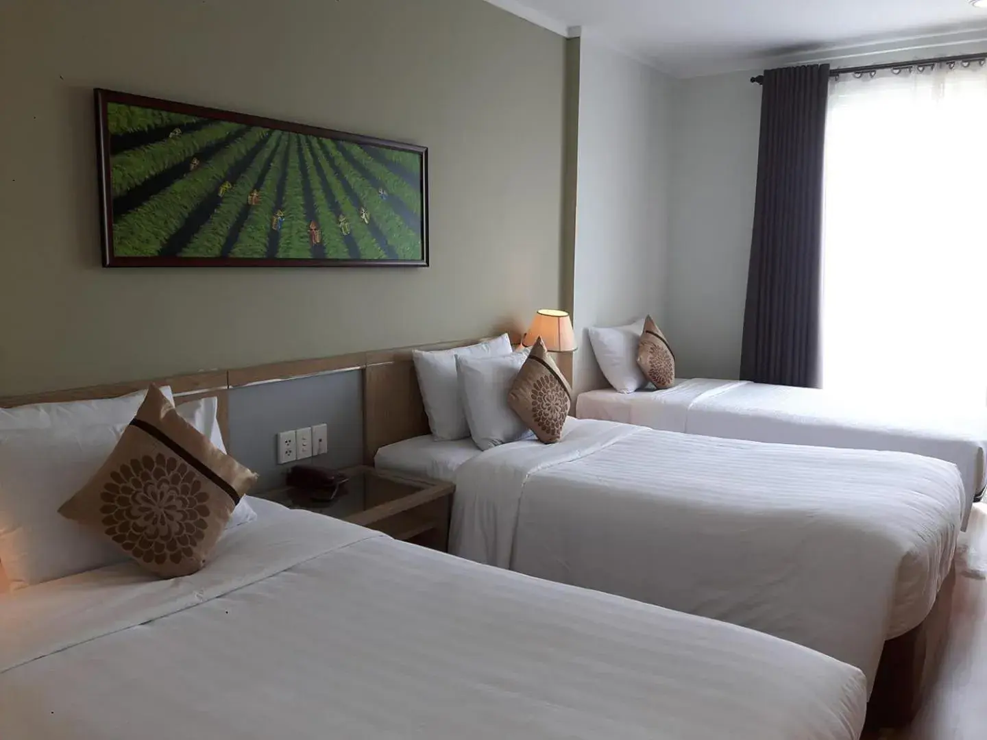 Deluxe Parkview Triple 3 beds with city view in Vien Dong Hotel - Near Bui Vien Walking Street Deluxe Parkview Triple 3 beds with city view in Vien Dong Hotel - Near Bui Vien Walking Street