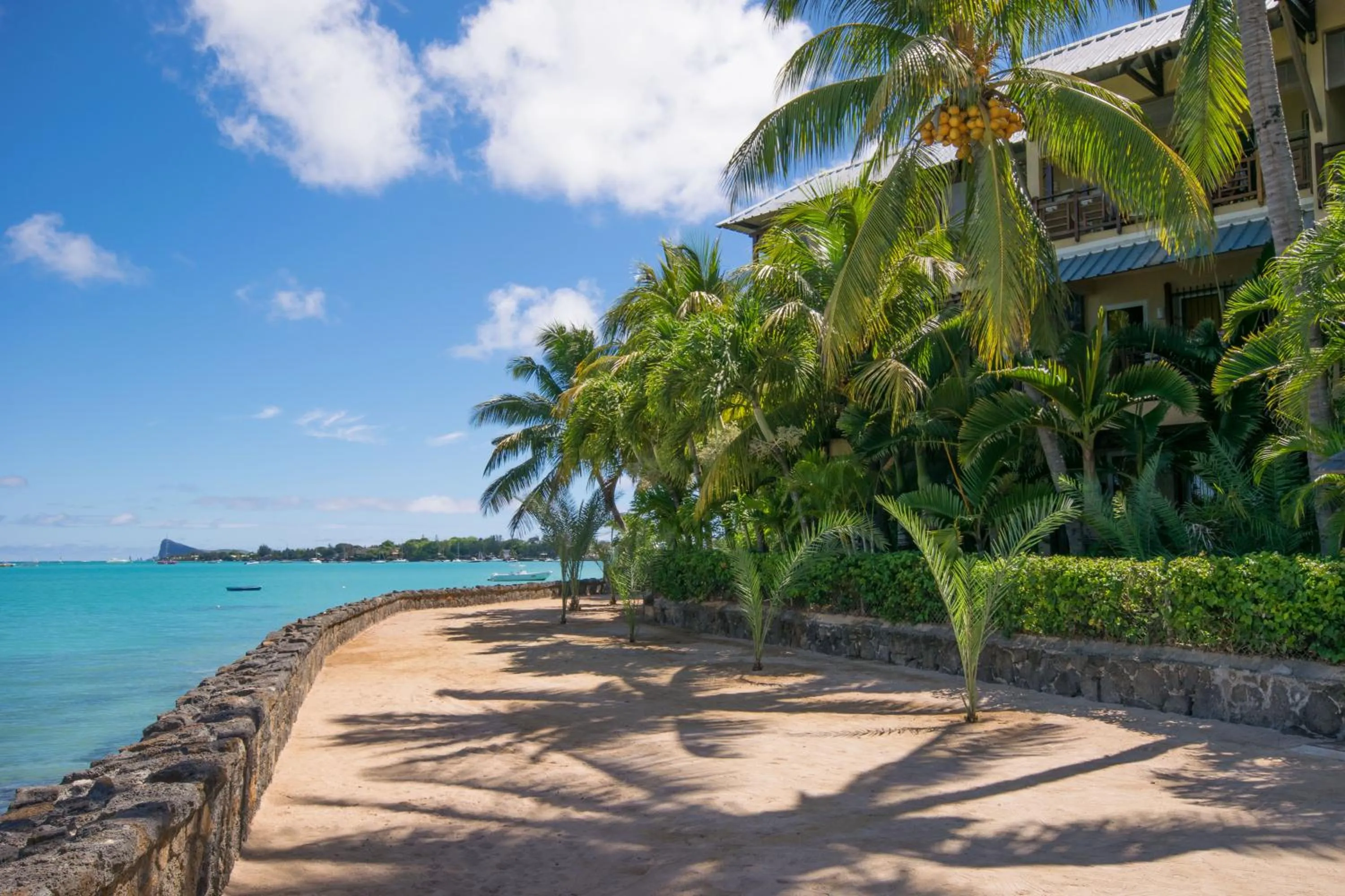 Shower in Residence Peramal