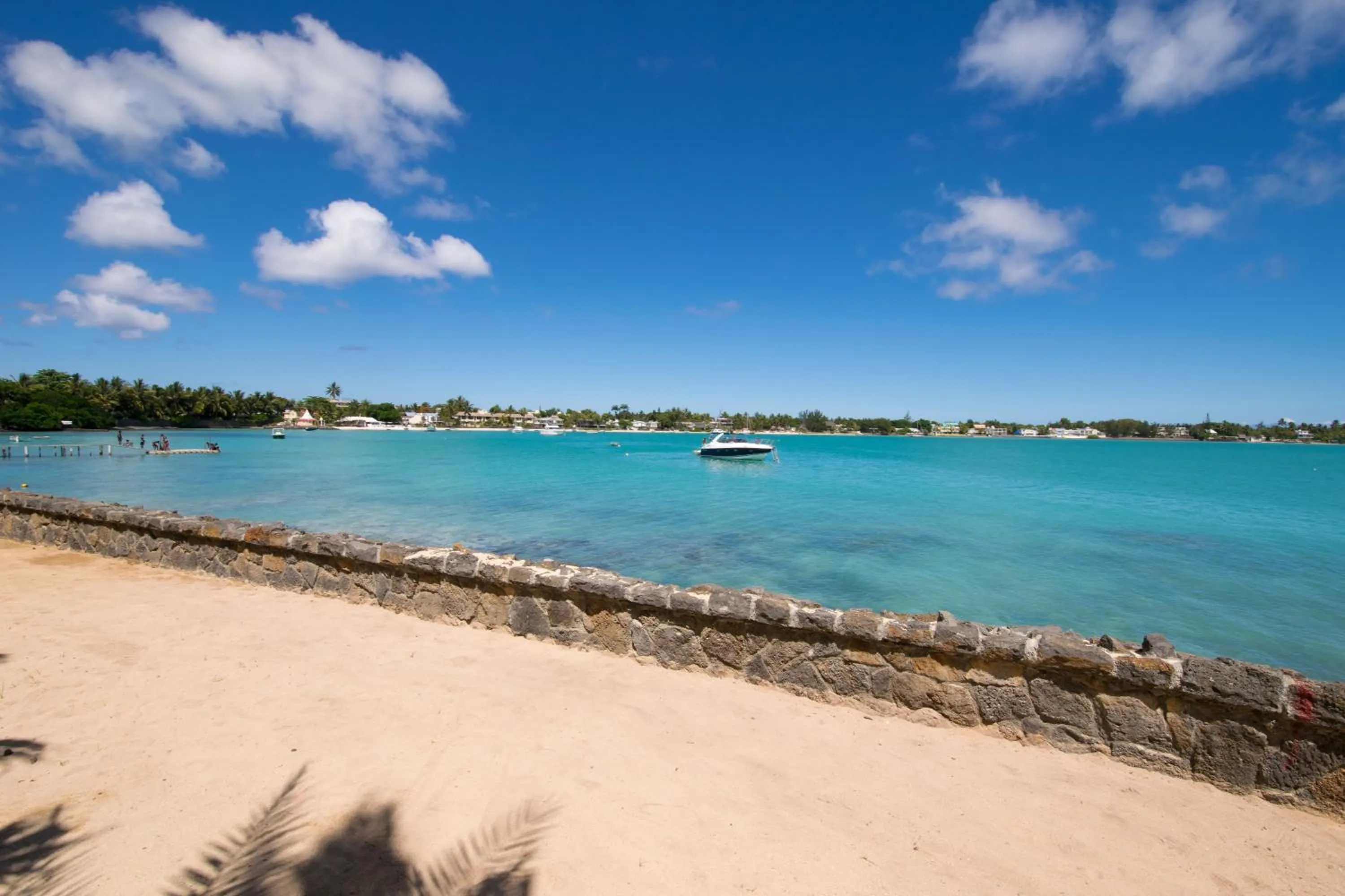 Shower in Residence Peramal
