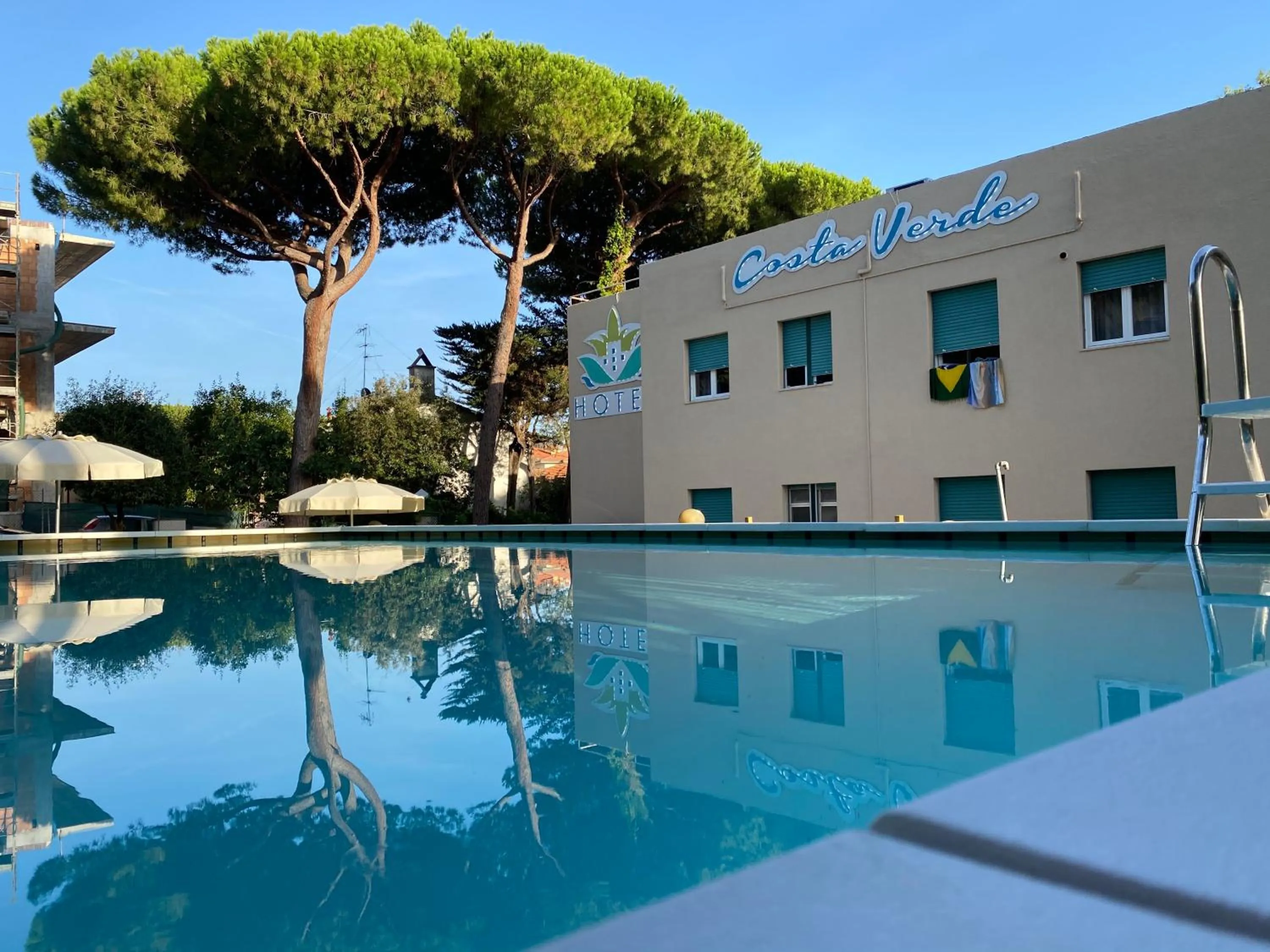 Property building in Hotel Costa Verde