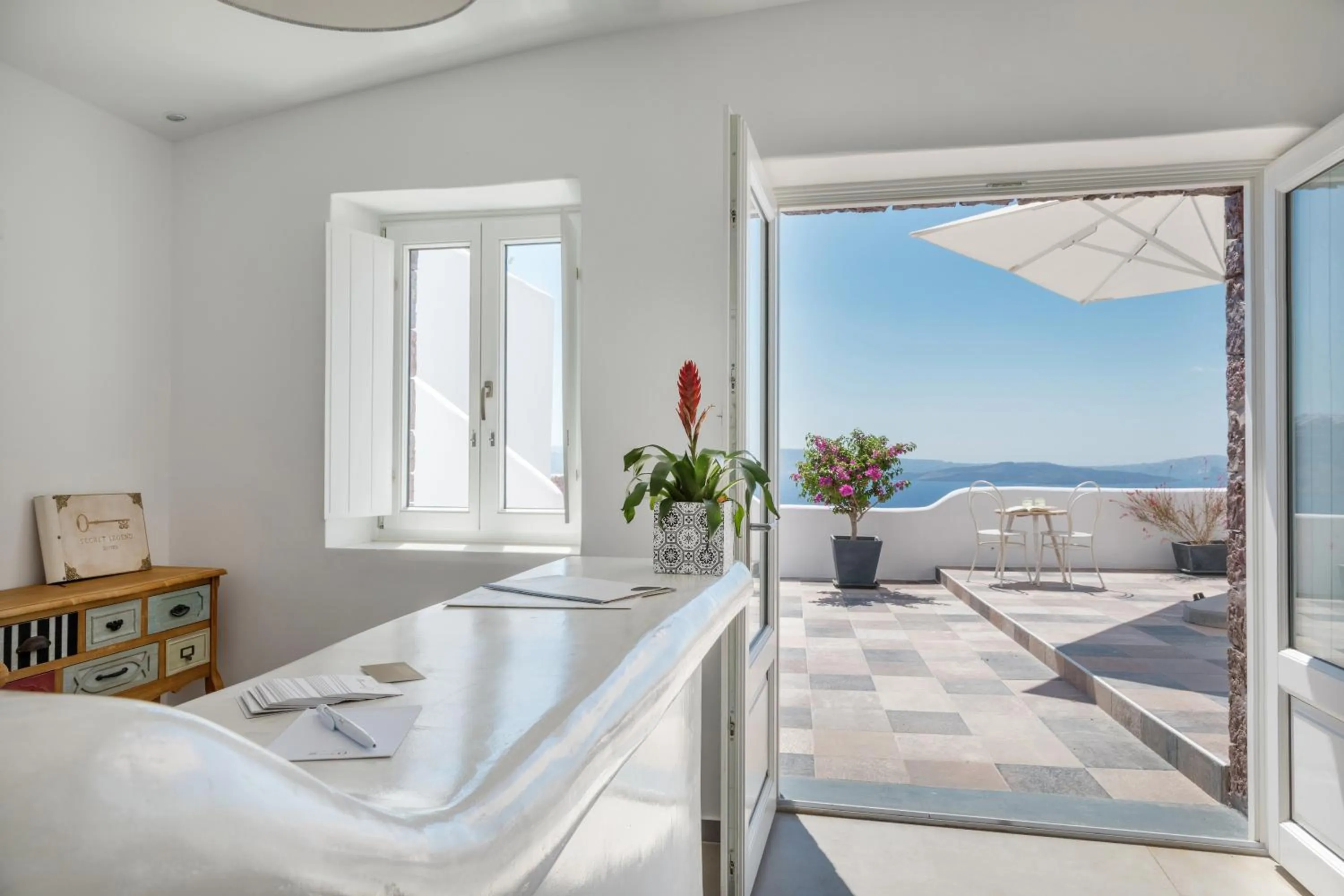 Lobby or reception, Bed in Secret Legend Suites