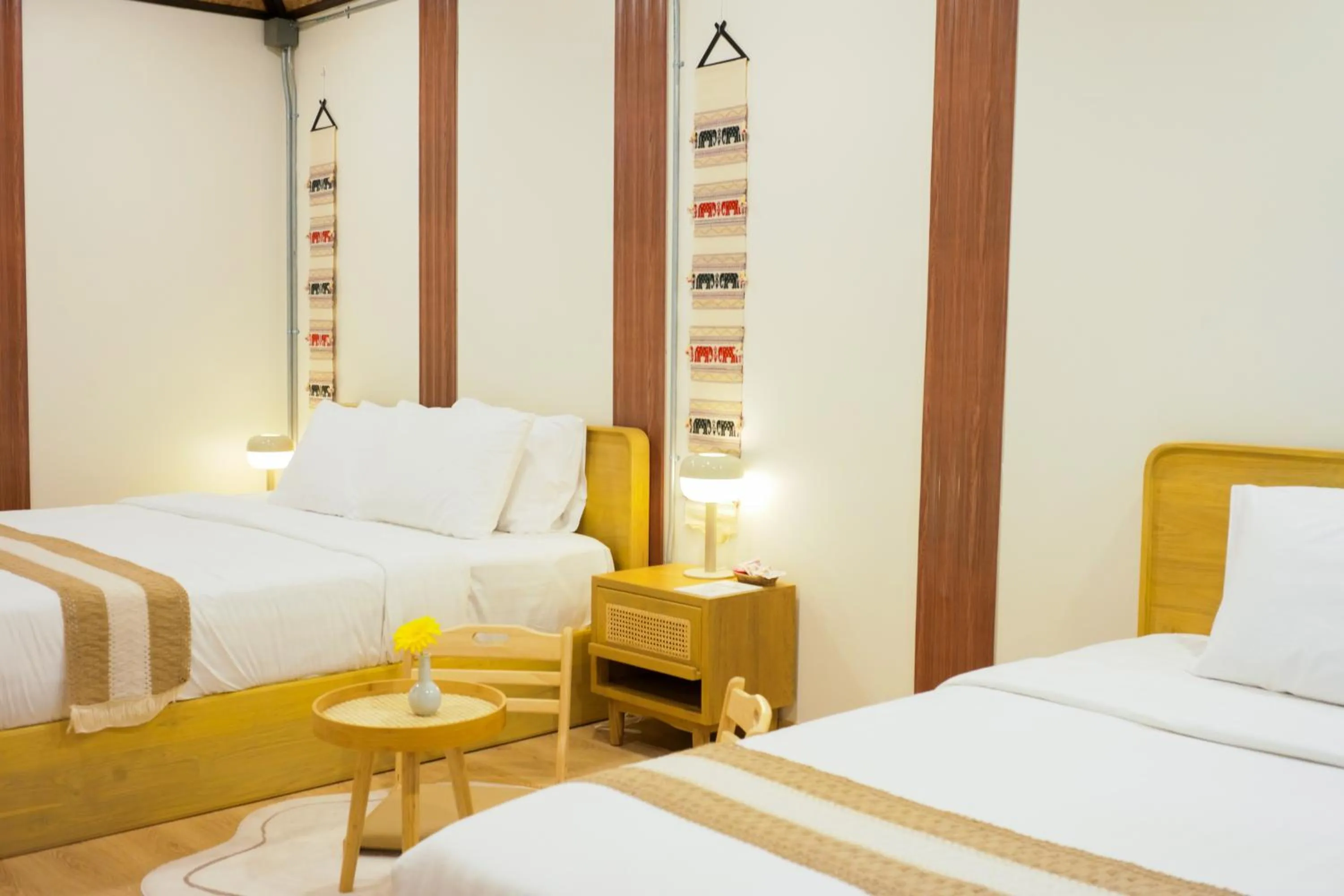 Bedroom, Bed in Buri Gallery House