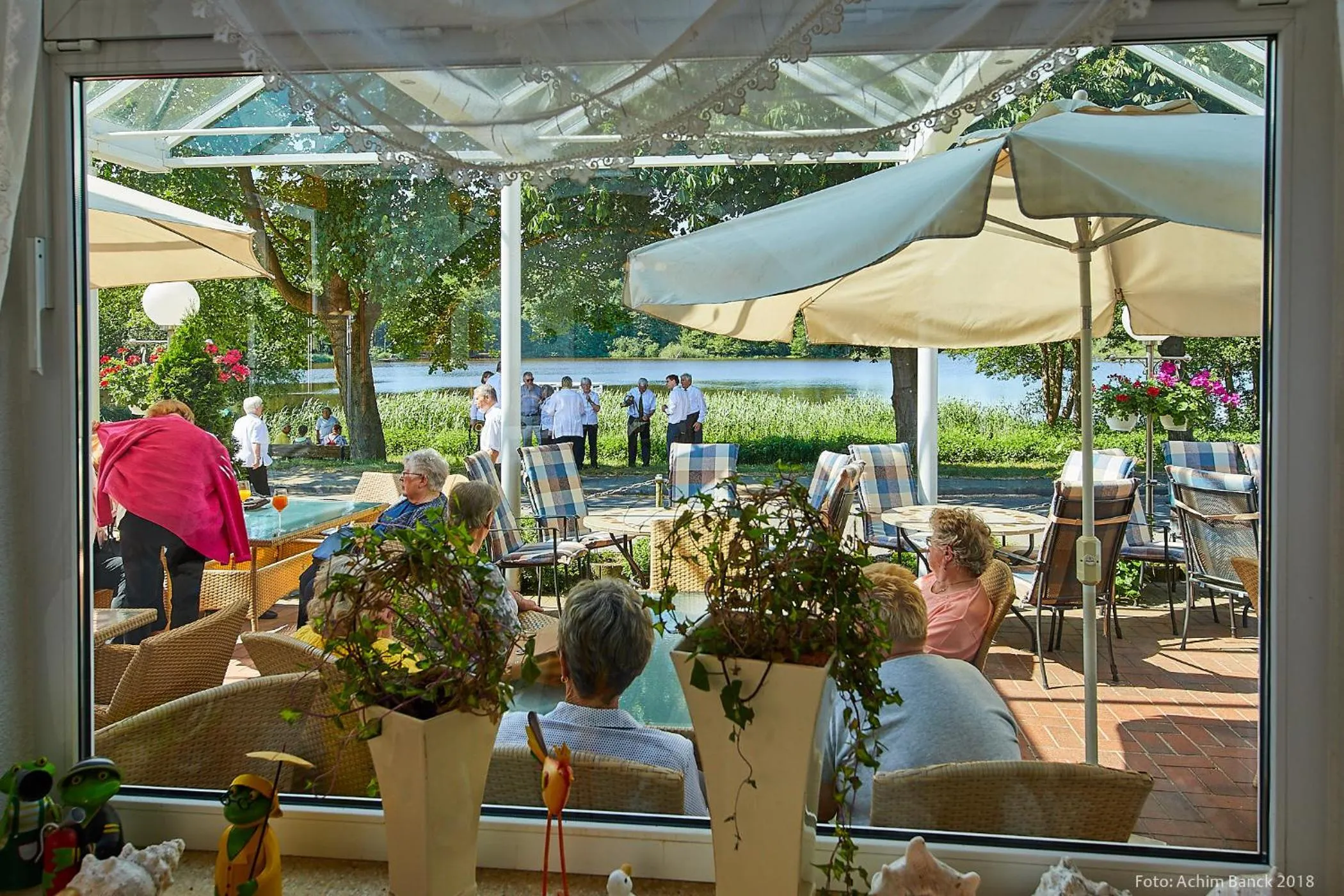 Restaurant/places to eat in Seeblick