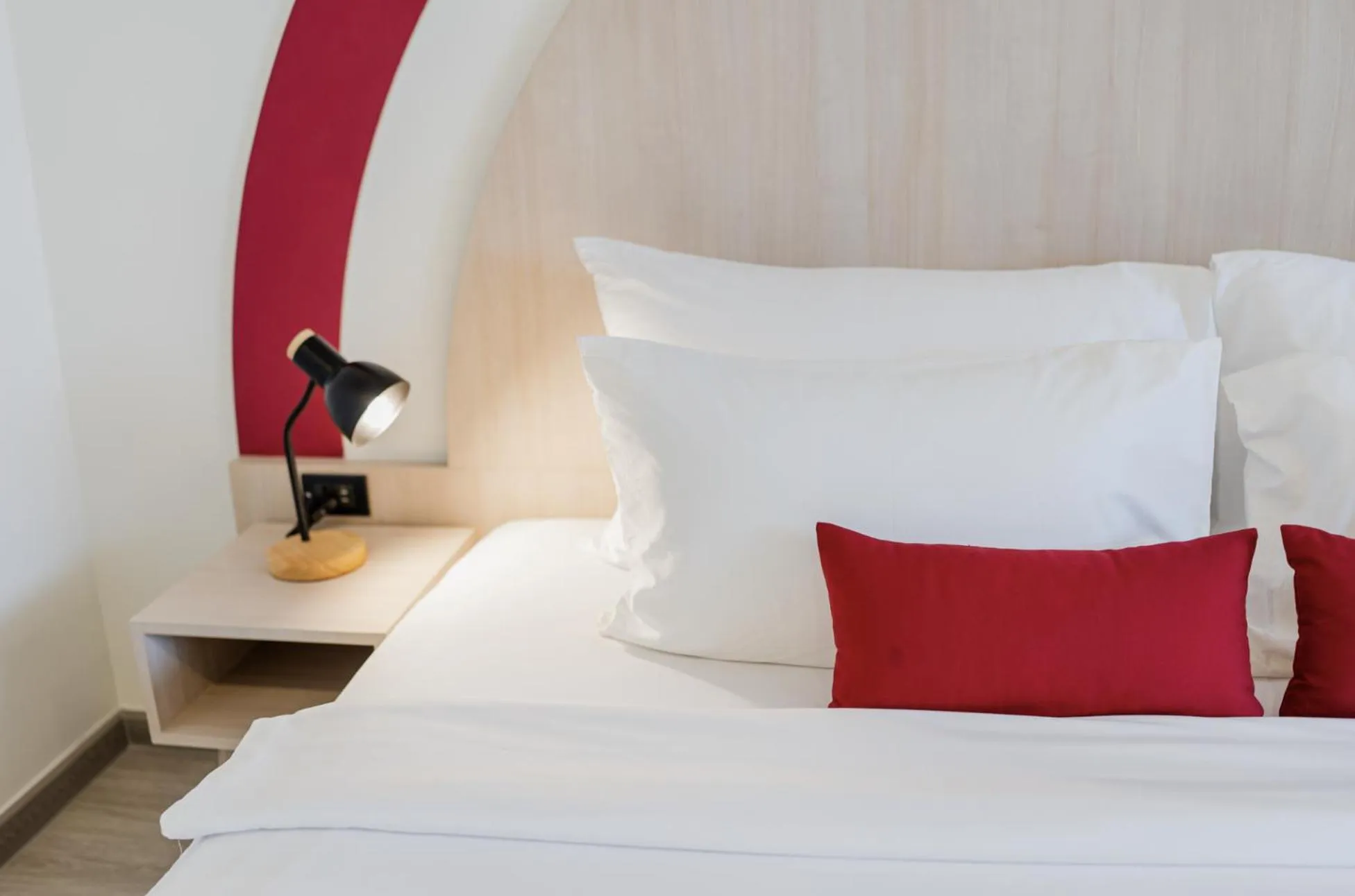 Bedroom, Bed in Hotel Midtown Ratsada