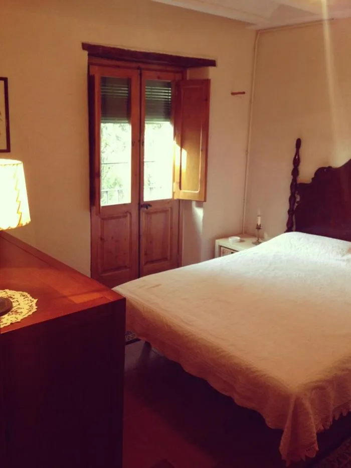 Bedroom, Bed in Cal Son