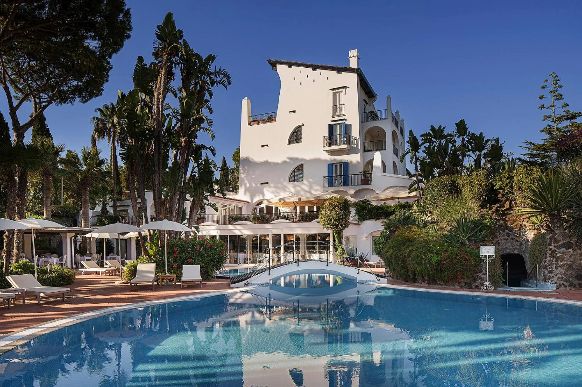 Property building in Grand Hotel Il Moresco