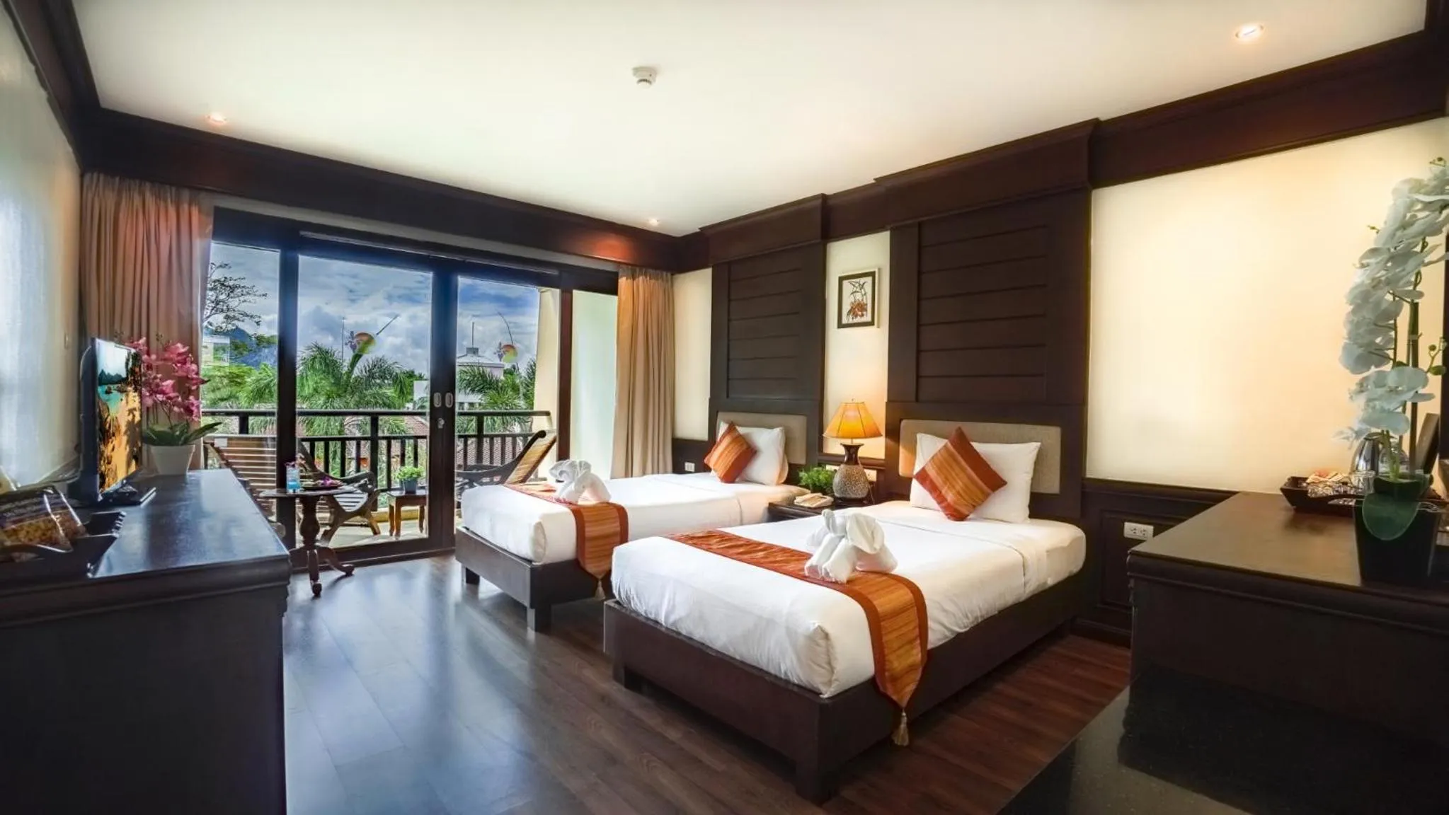 Bed in Aonang Orchid Resort