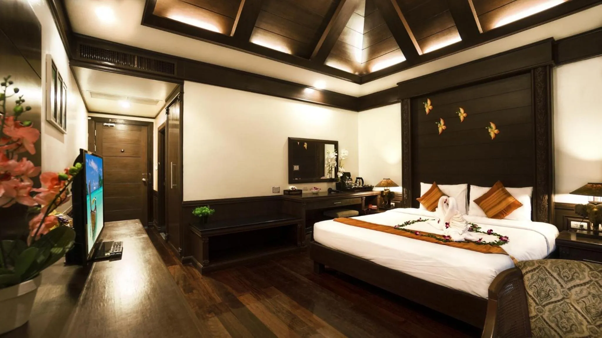 Bed in Aonang Orchid Resort