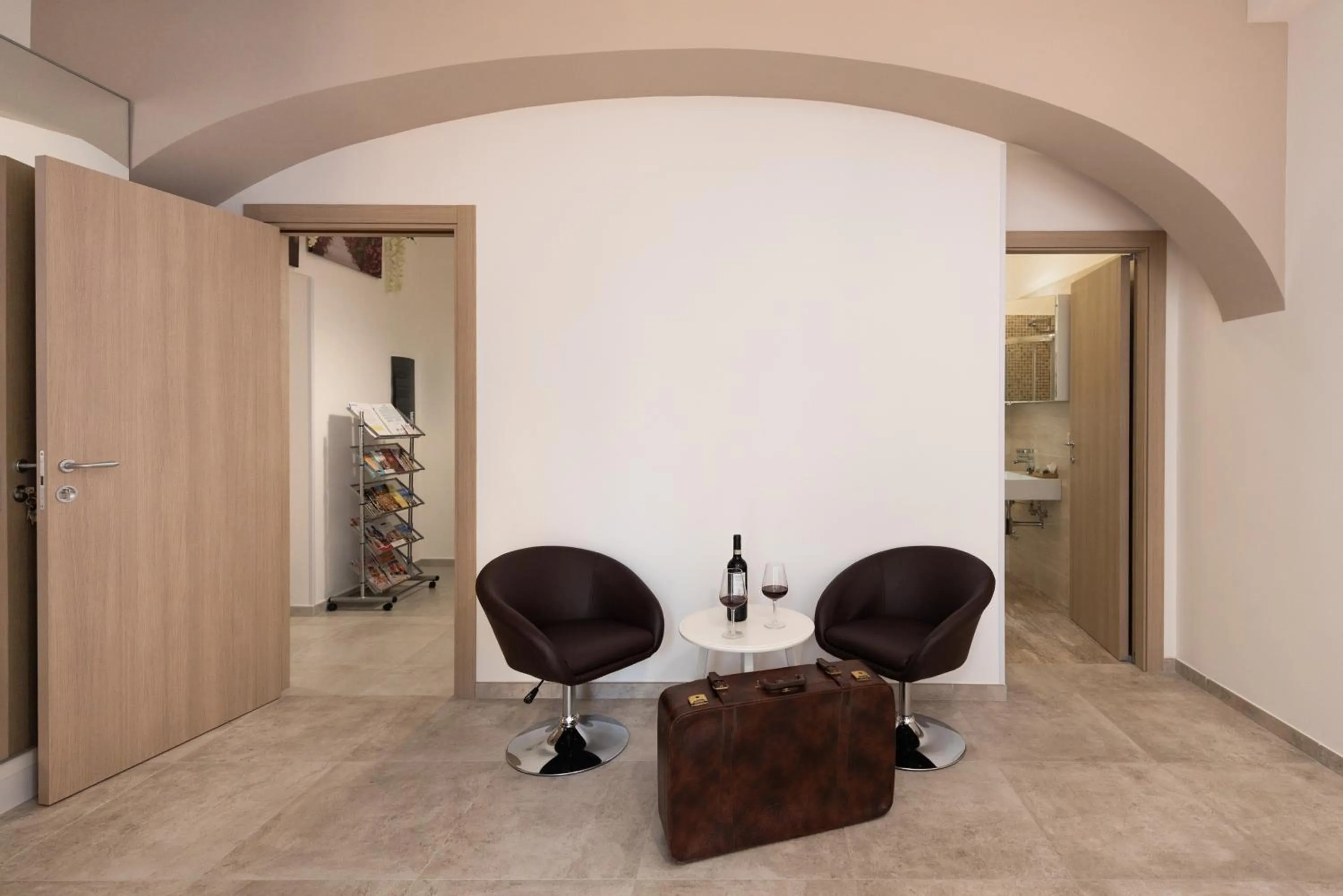 Photo of the whole room in Roof Garden