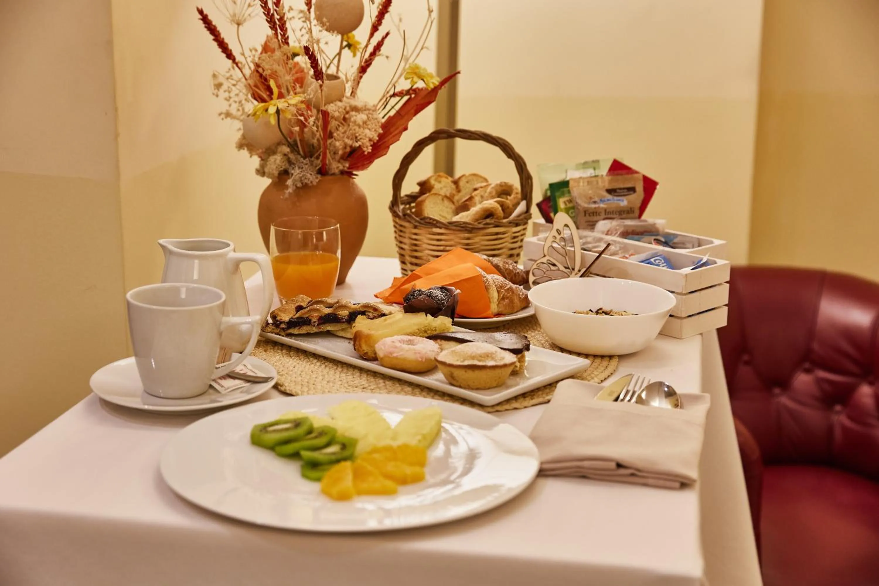 Breakfast in Appia Antica Hotel