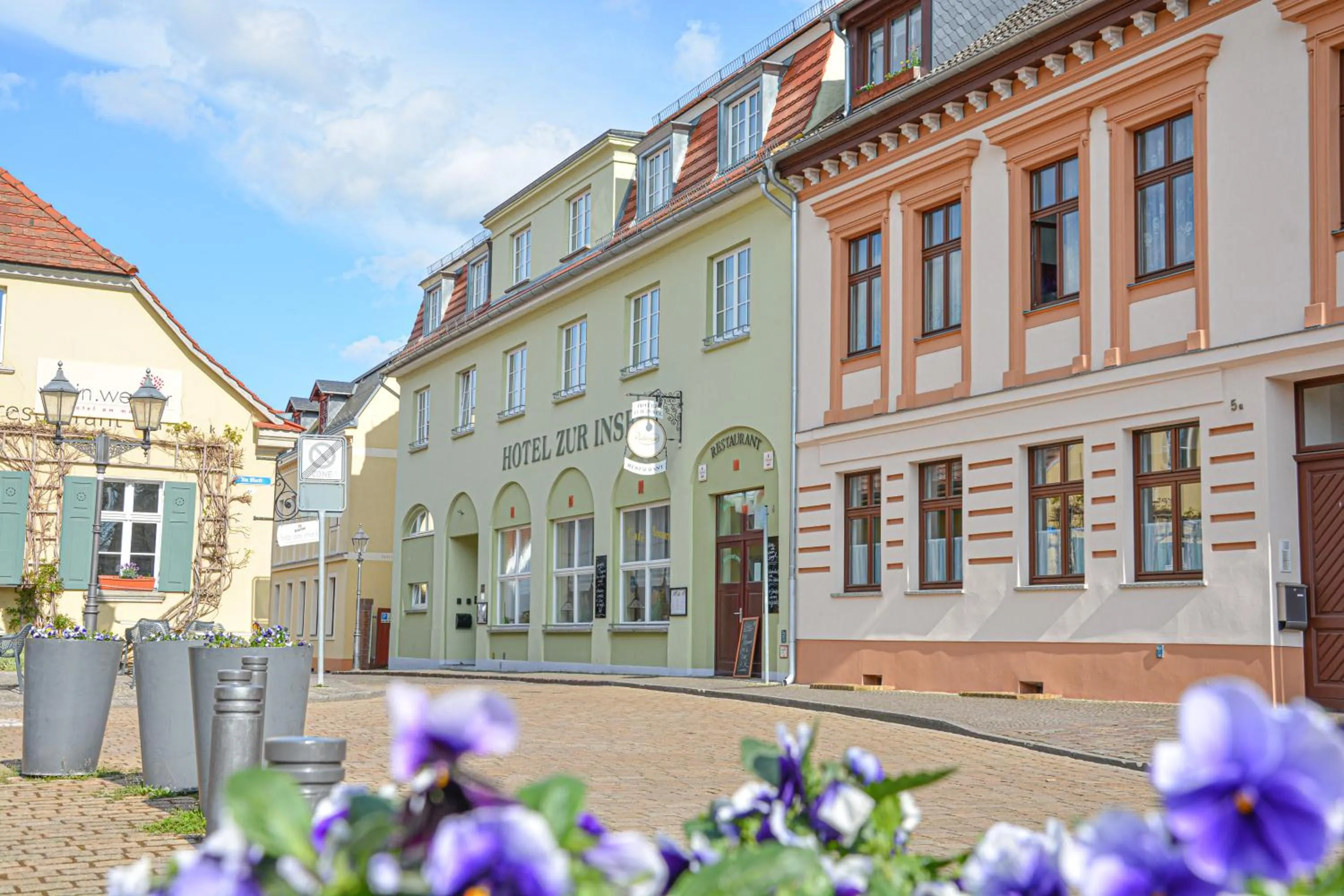 Property building in Hotel zur Insel