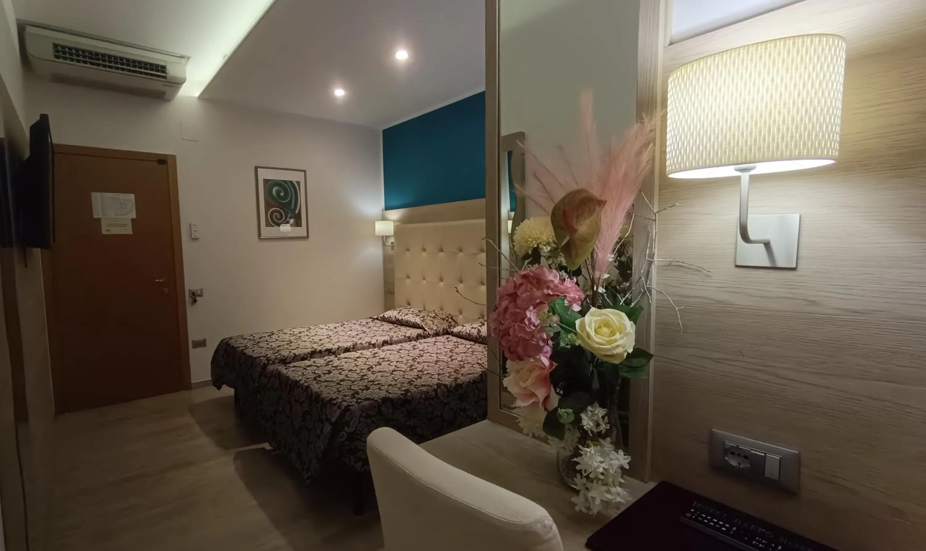 Bedroom, Bed in Hotel Baffo Rosso