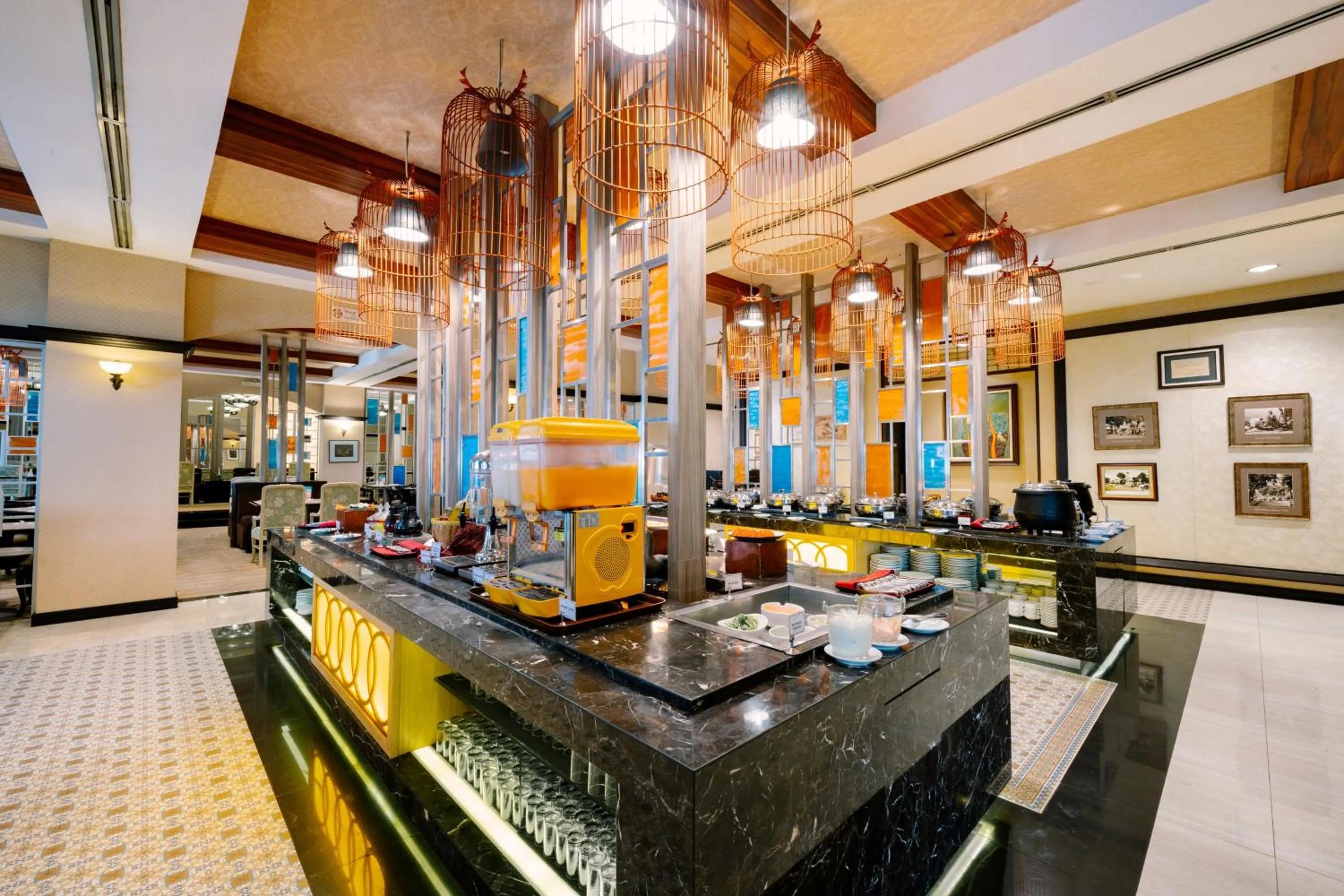 Restaurant/places to eat in Grand Diamond Hotel Yogyakarta