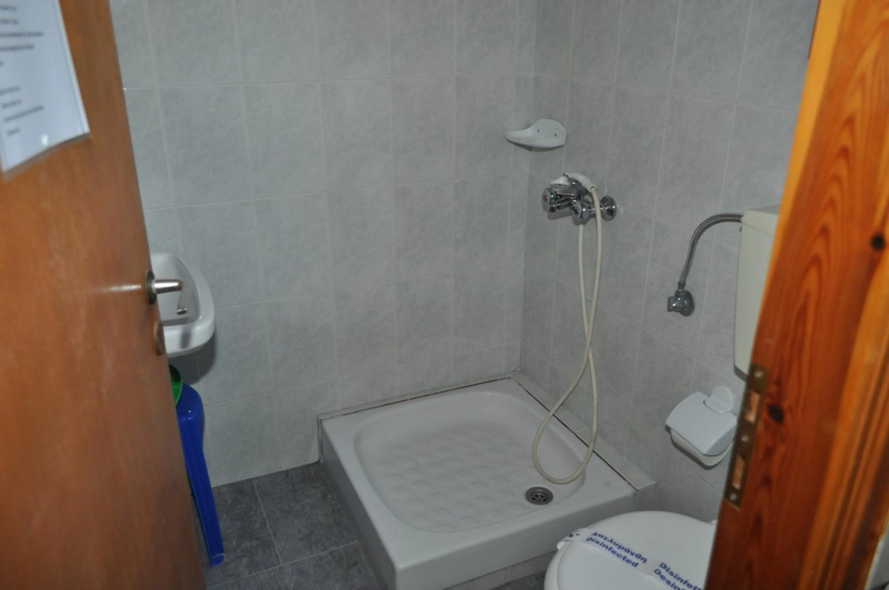 Bathroom in Olympion Village Studios