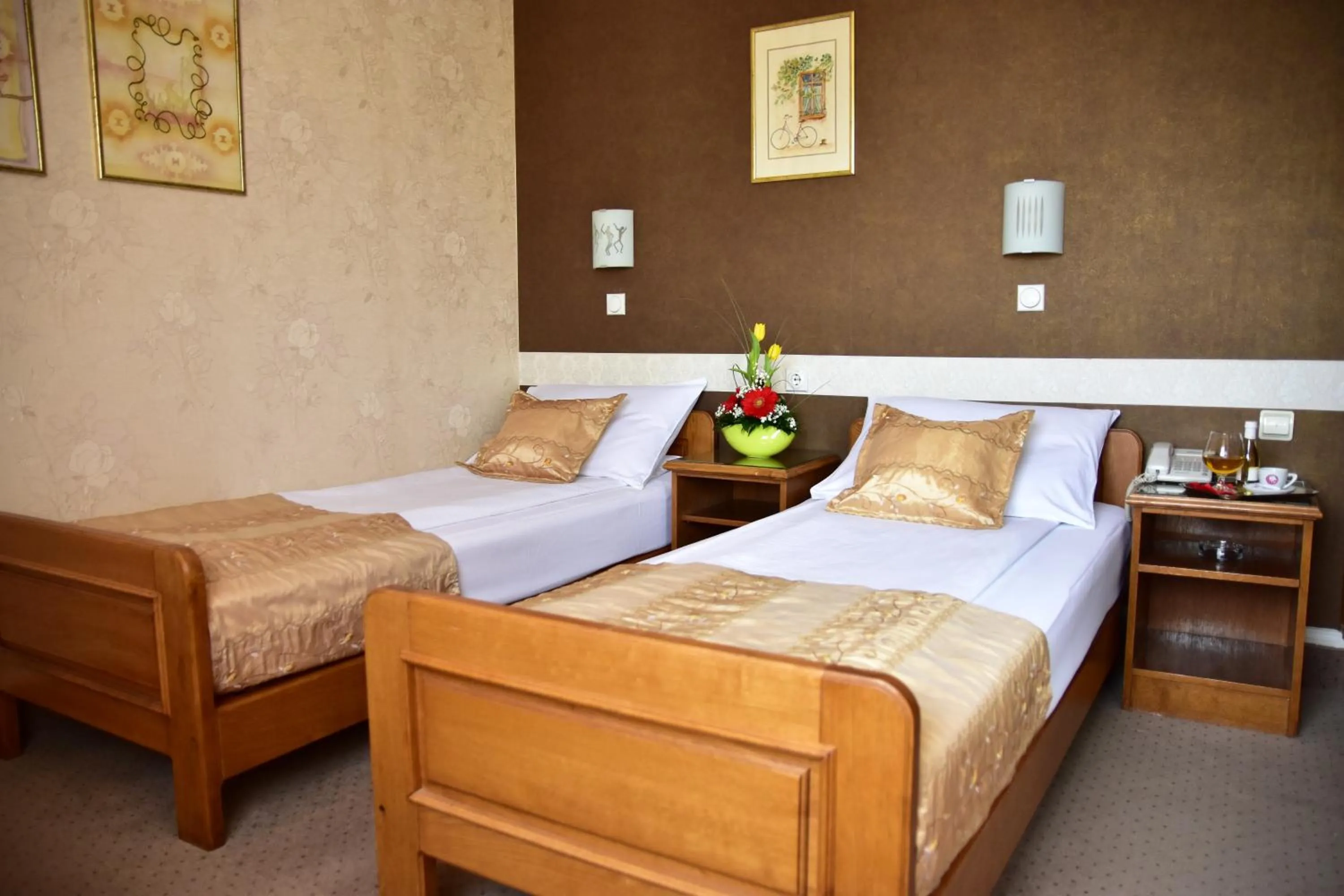 Bed in Garni Hotel Lav