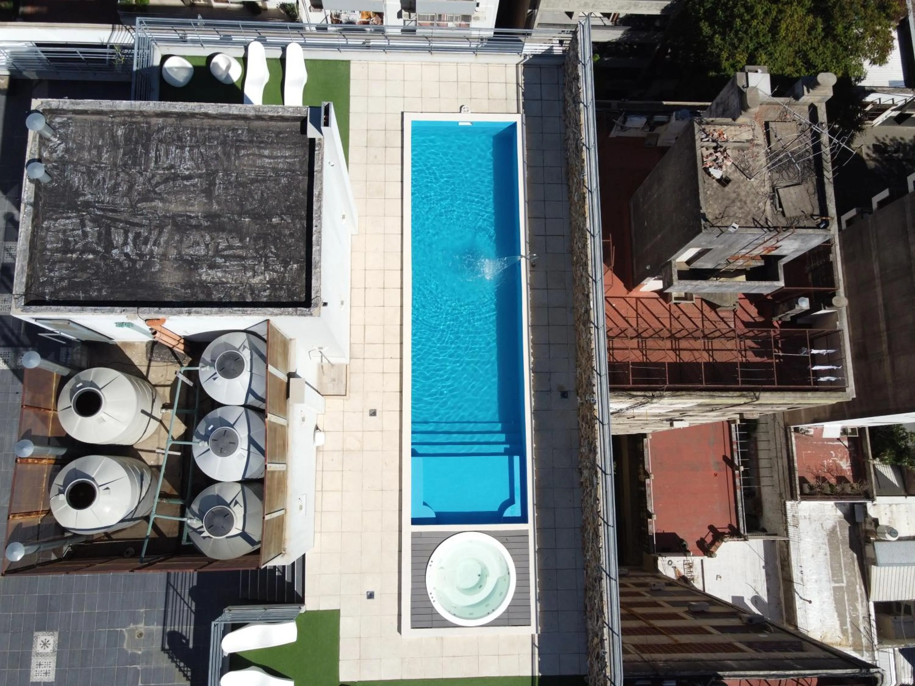 Swimming pool in Hotel Howard Johnson Rosario