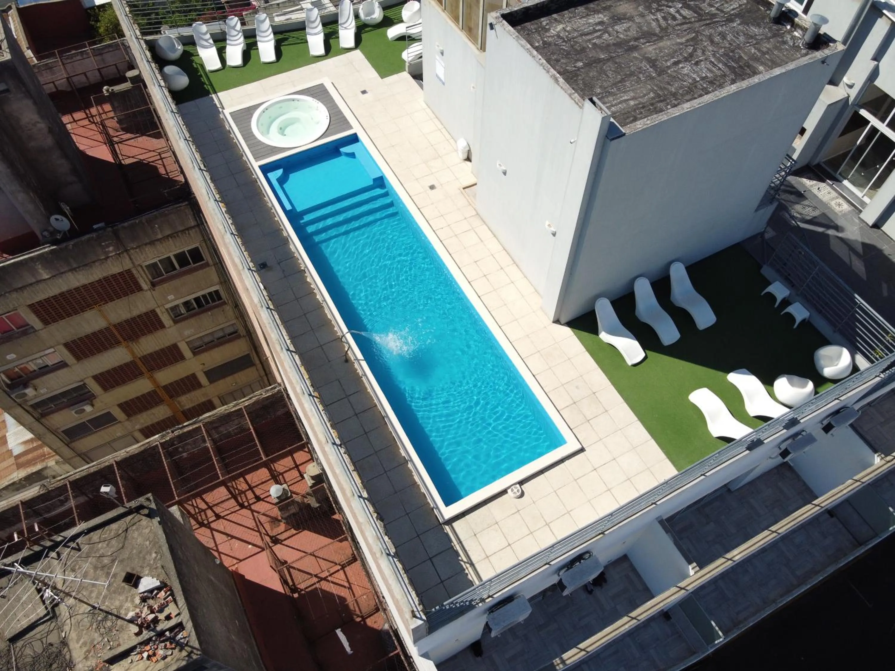 Swimming pool in Hotel Howard Johnson Rosario