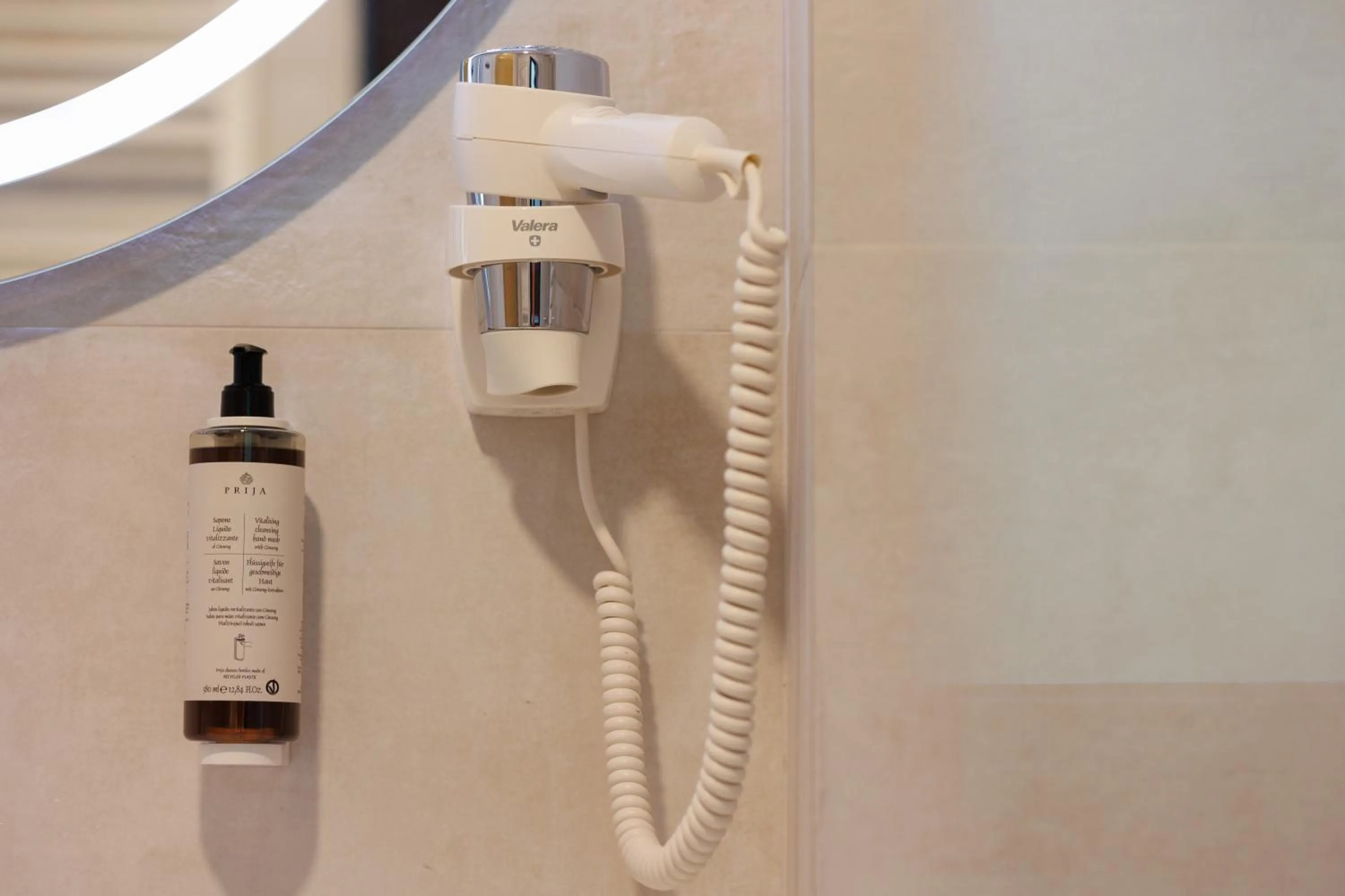 Bathroom in Hotel Regal