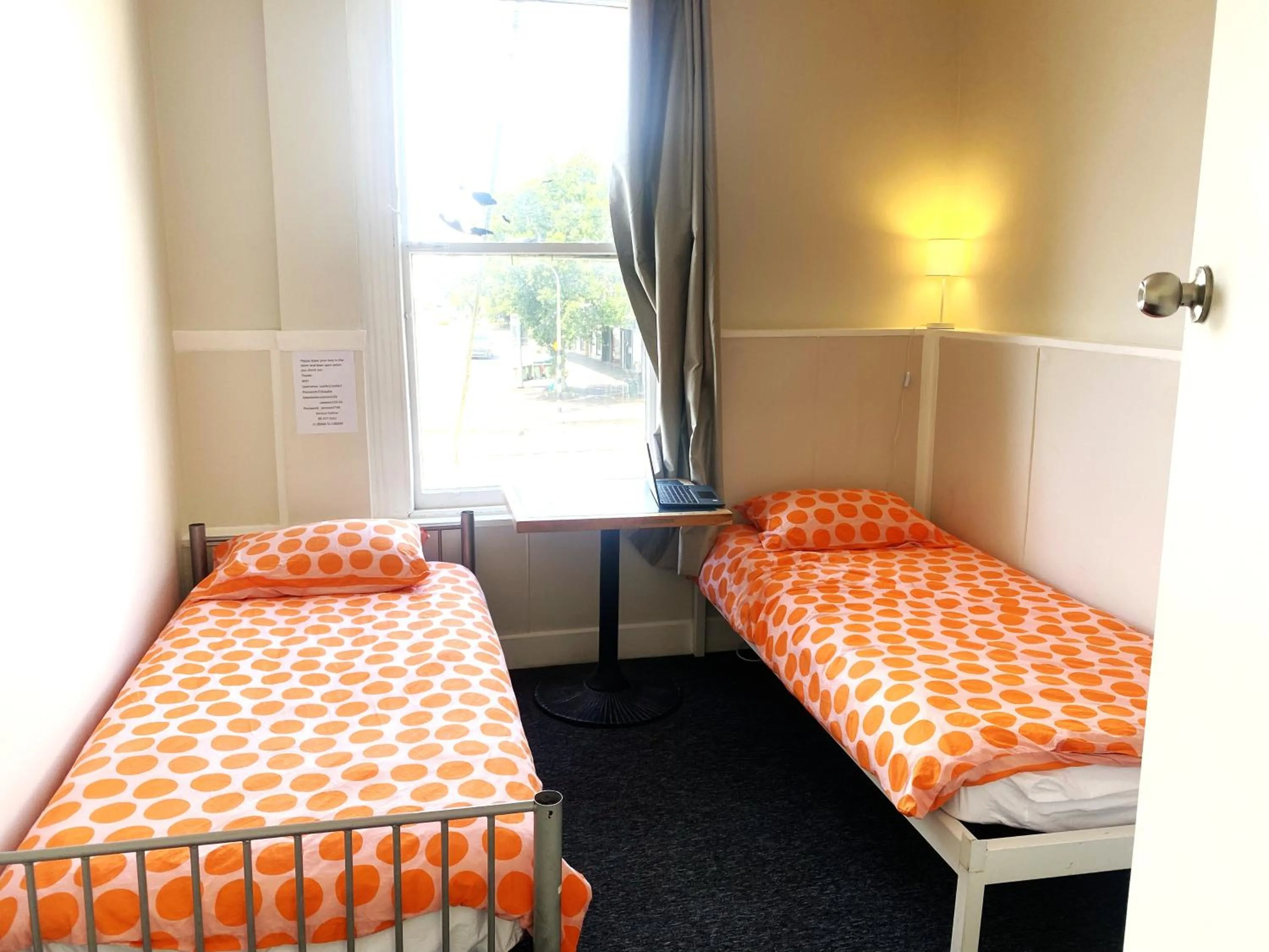 215 Edinburgh Castle