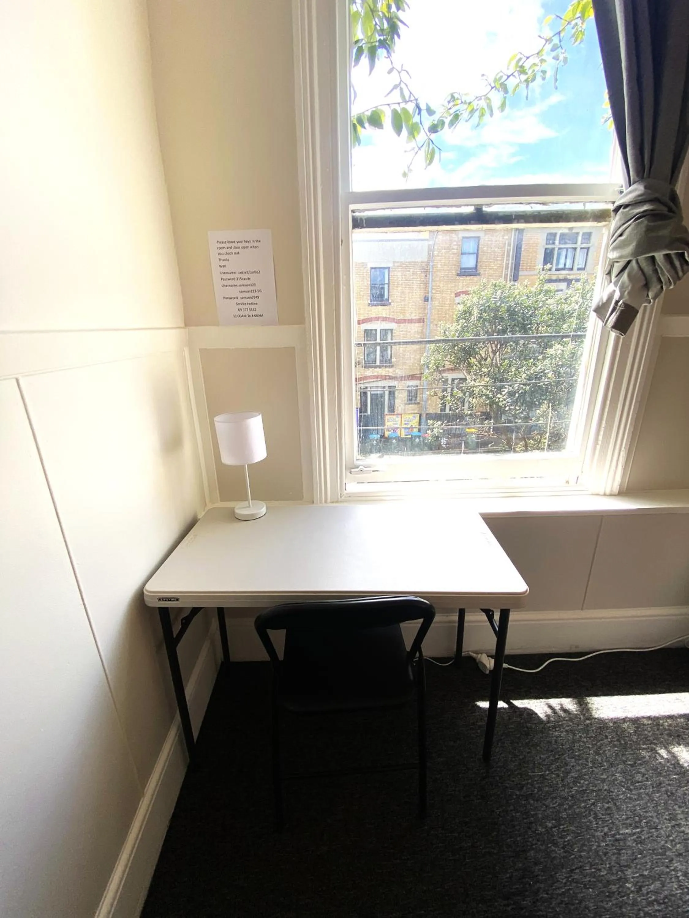 215 Edinburgh Castle