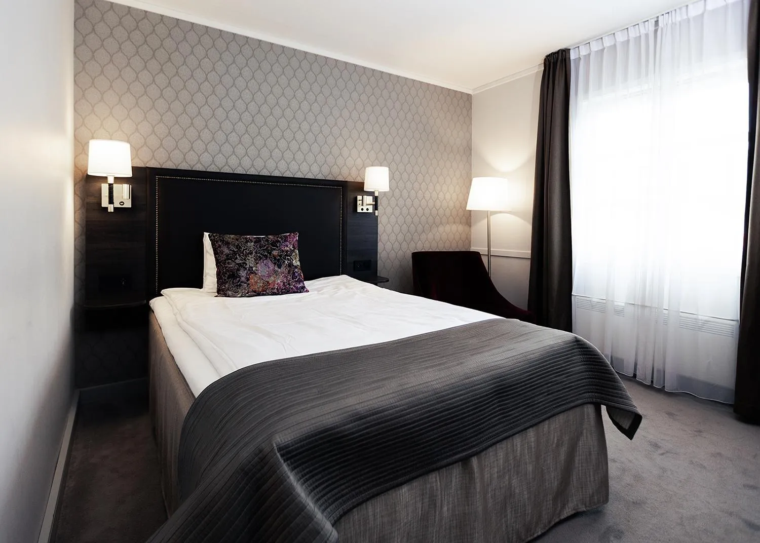 Bed in Bårdshaug Herregård