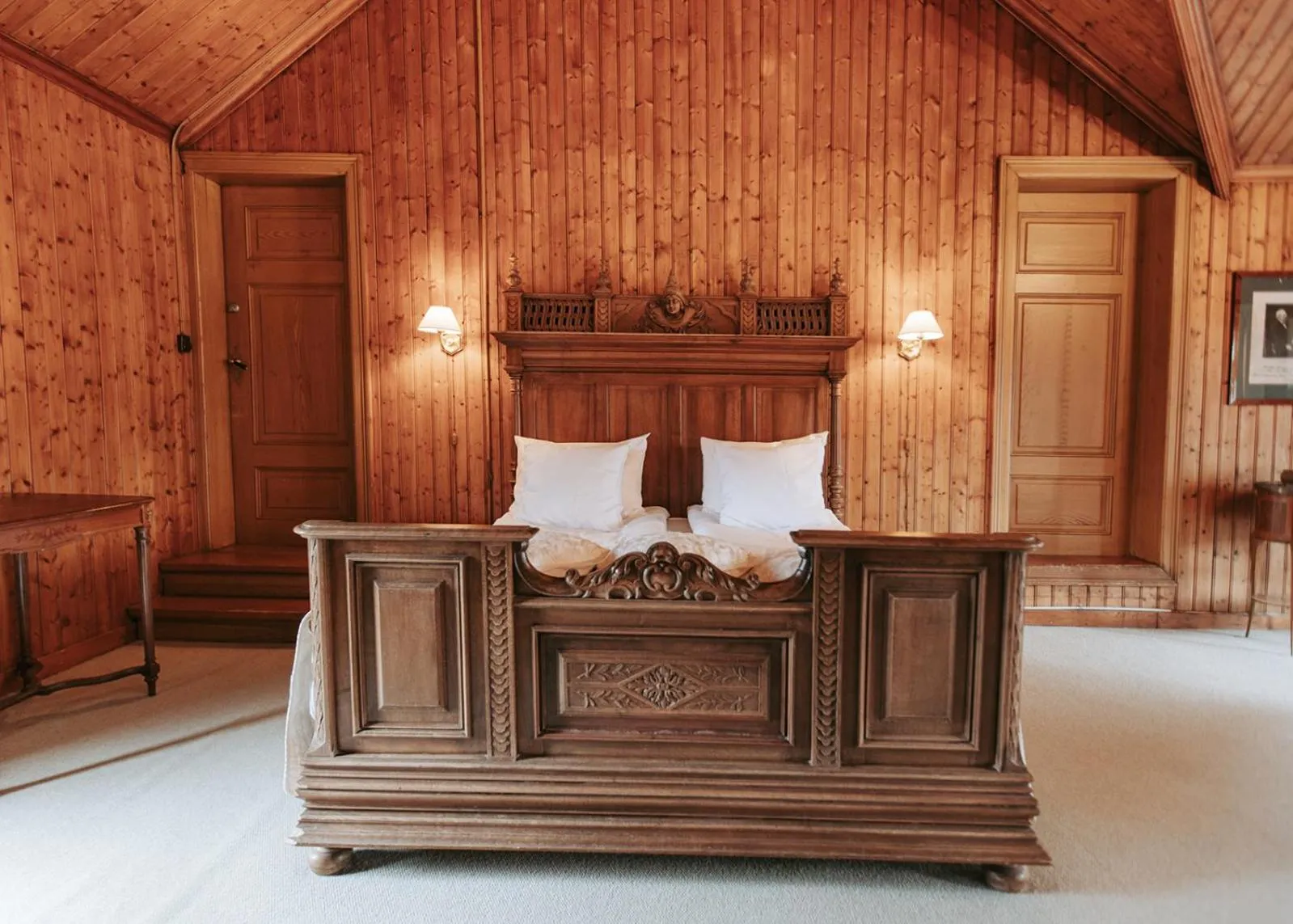 Bed in Bårdshaug Herregård