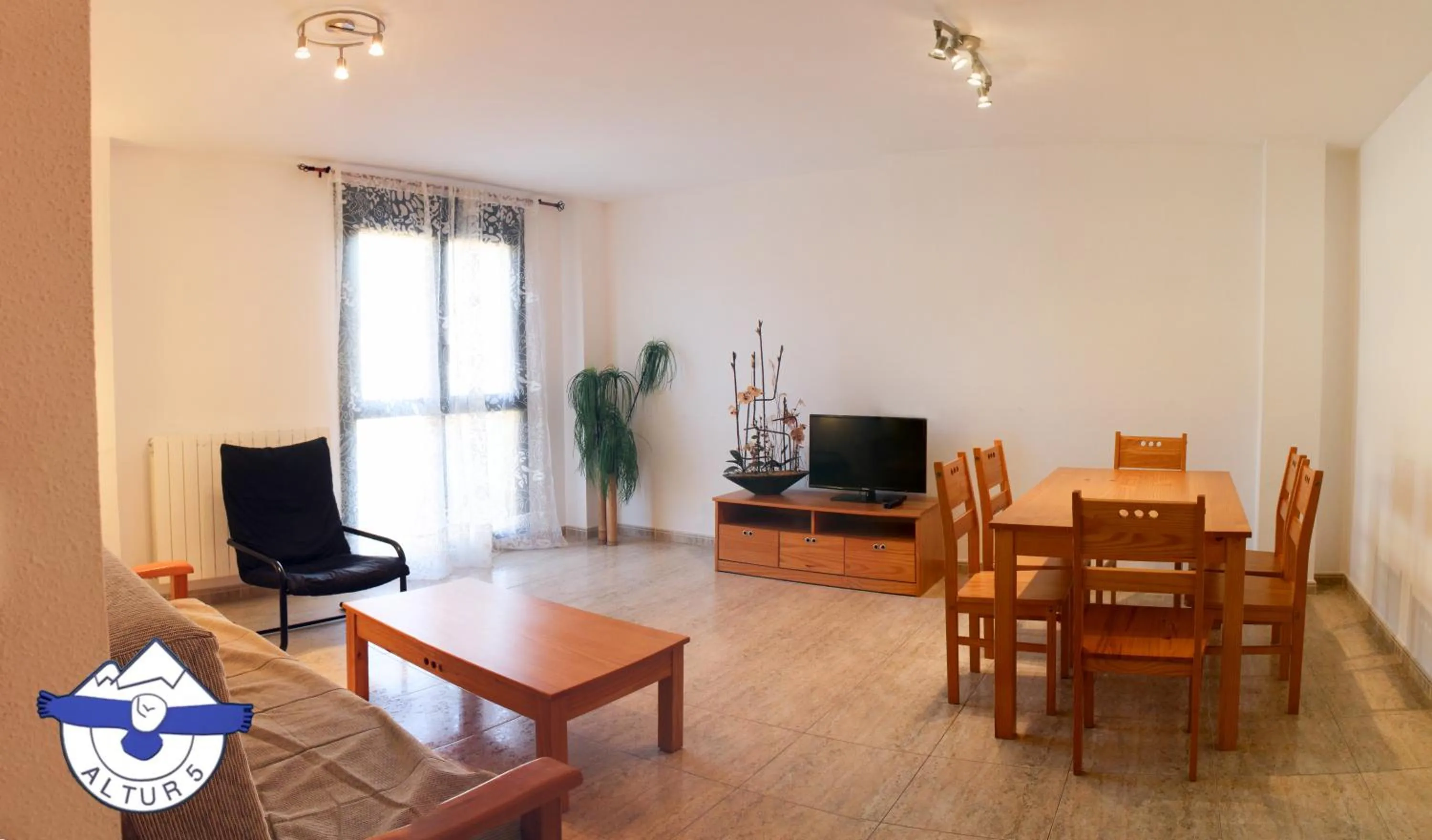 Text overlay in Altur 5 Jaca