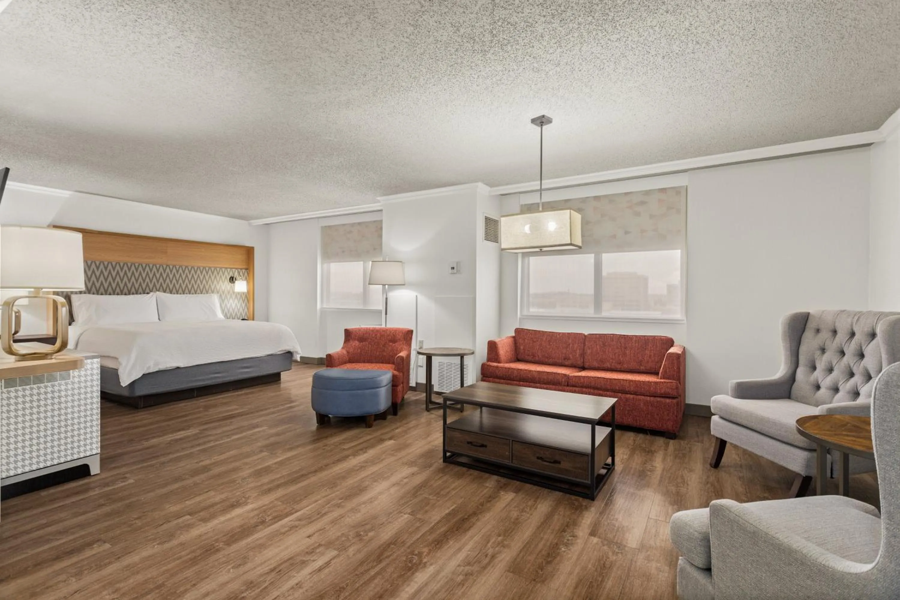 Photo of the whole room, Bed in Holiday Inn Tampa Westshore - Airport Area by IHG