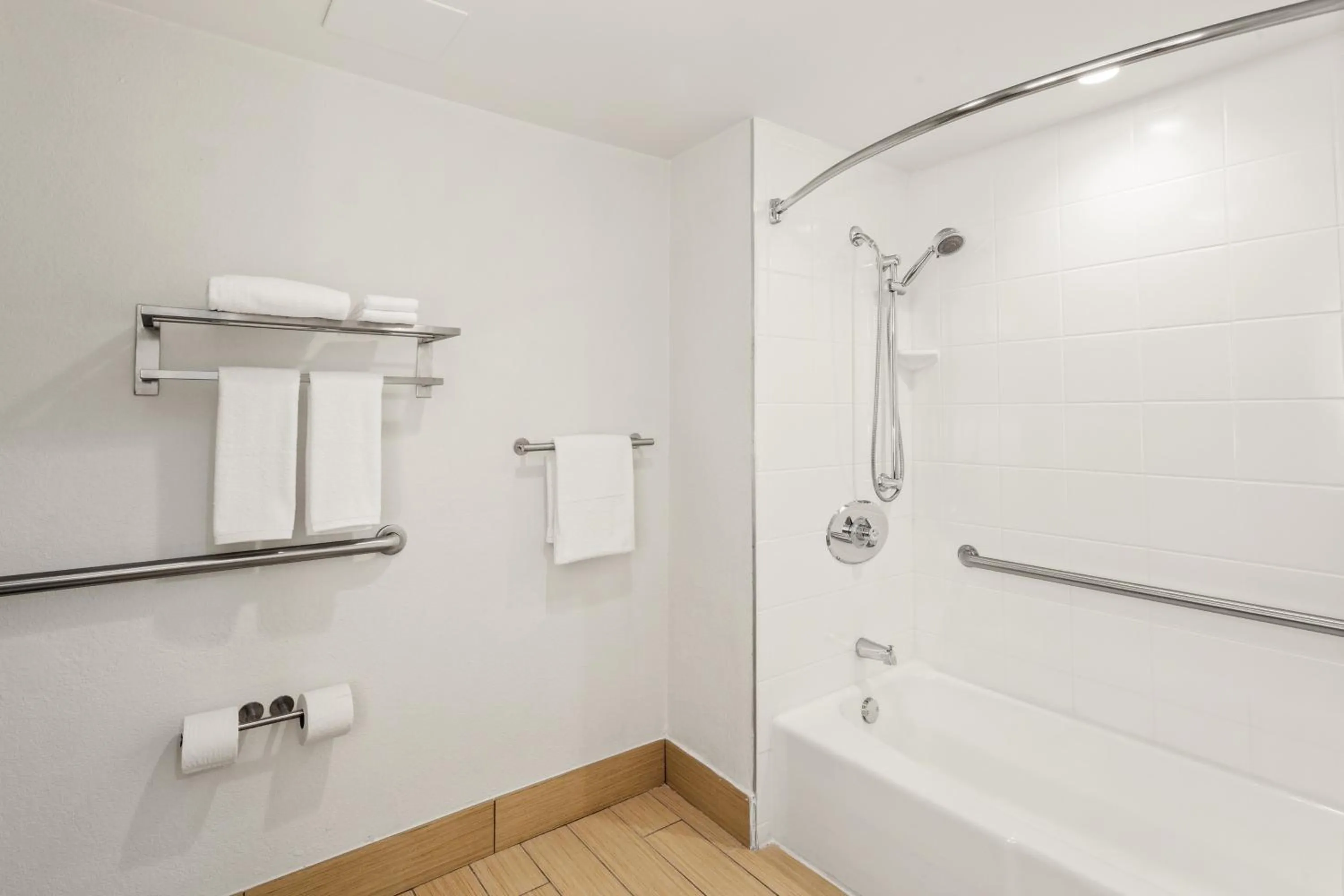 Bathroom in Holiday Inn Tampa Westshore - Airport Area by IHG