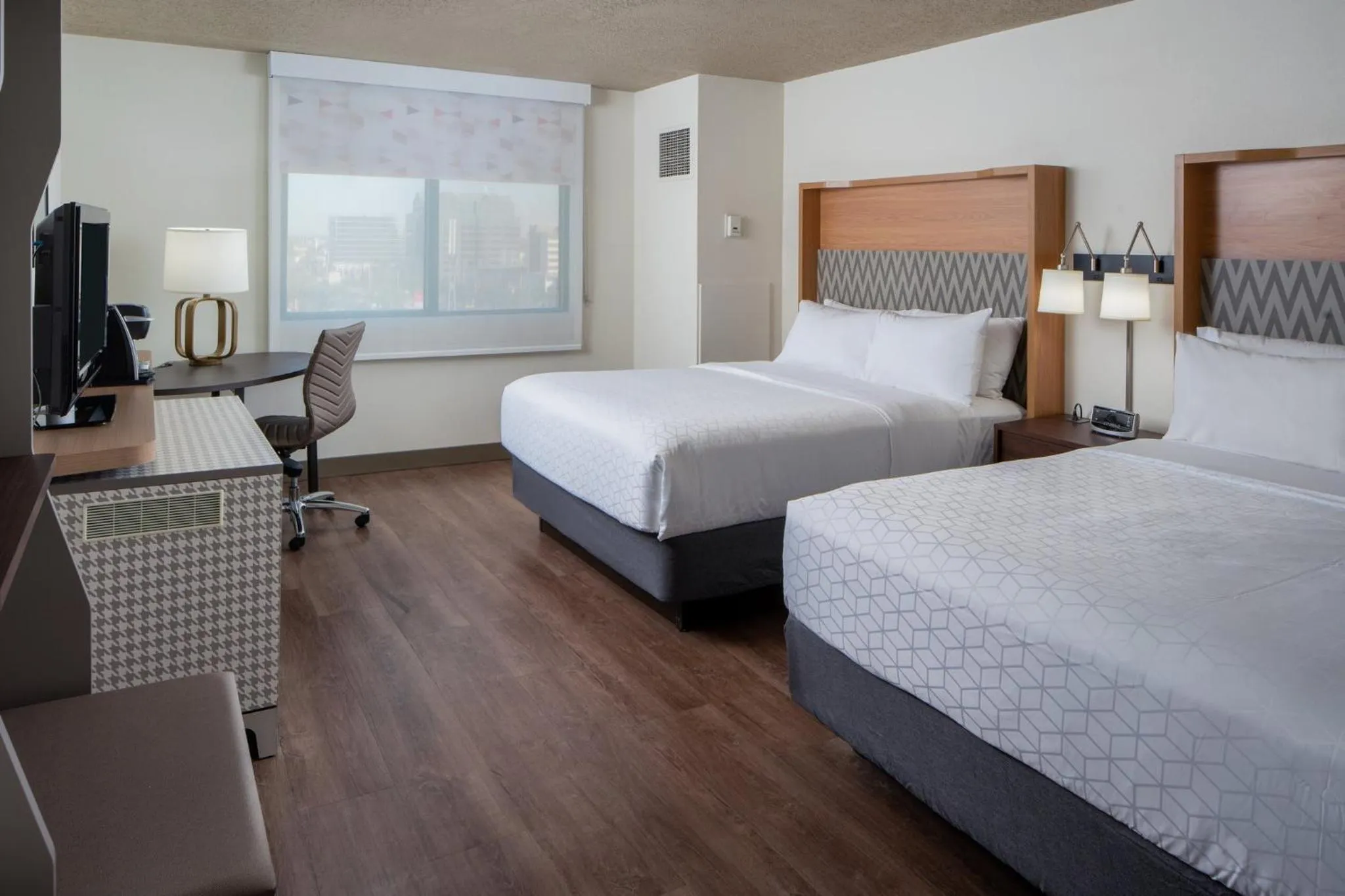 Photo of the whole room, Bed in Holiday Inn Tampa Westshore - Airport Area by IHG