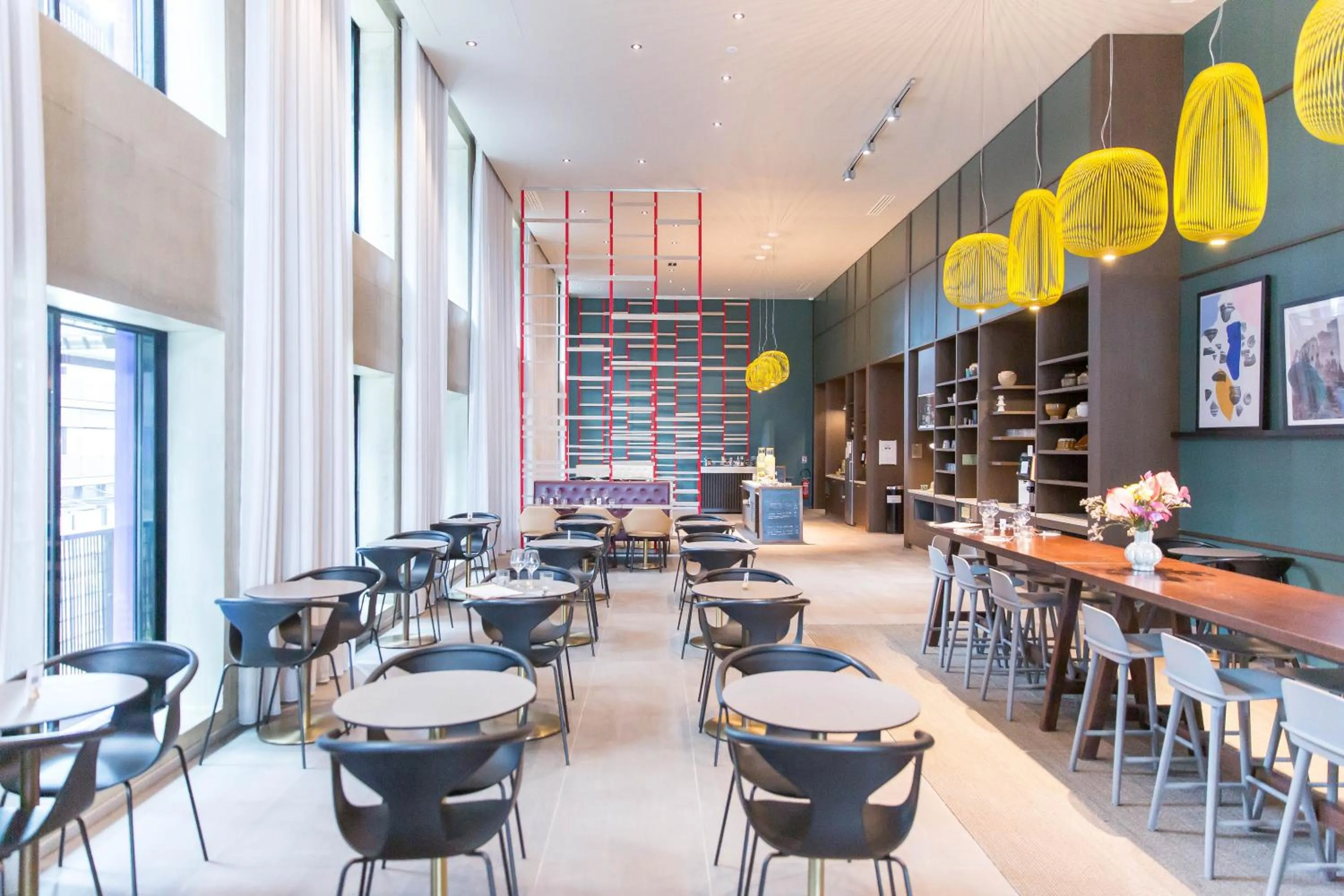 Dining area in OKKO Hotels Strasbourg Centre