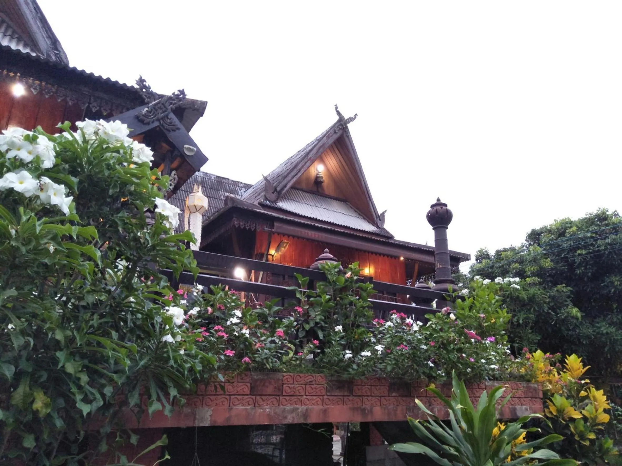 Facade/entrance in Oui Kaew Homestay
