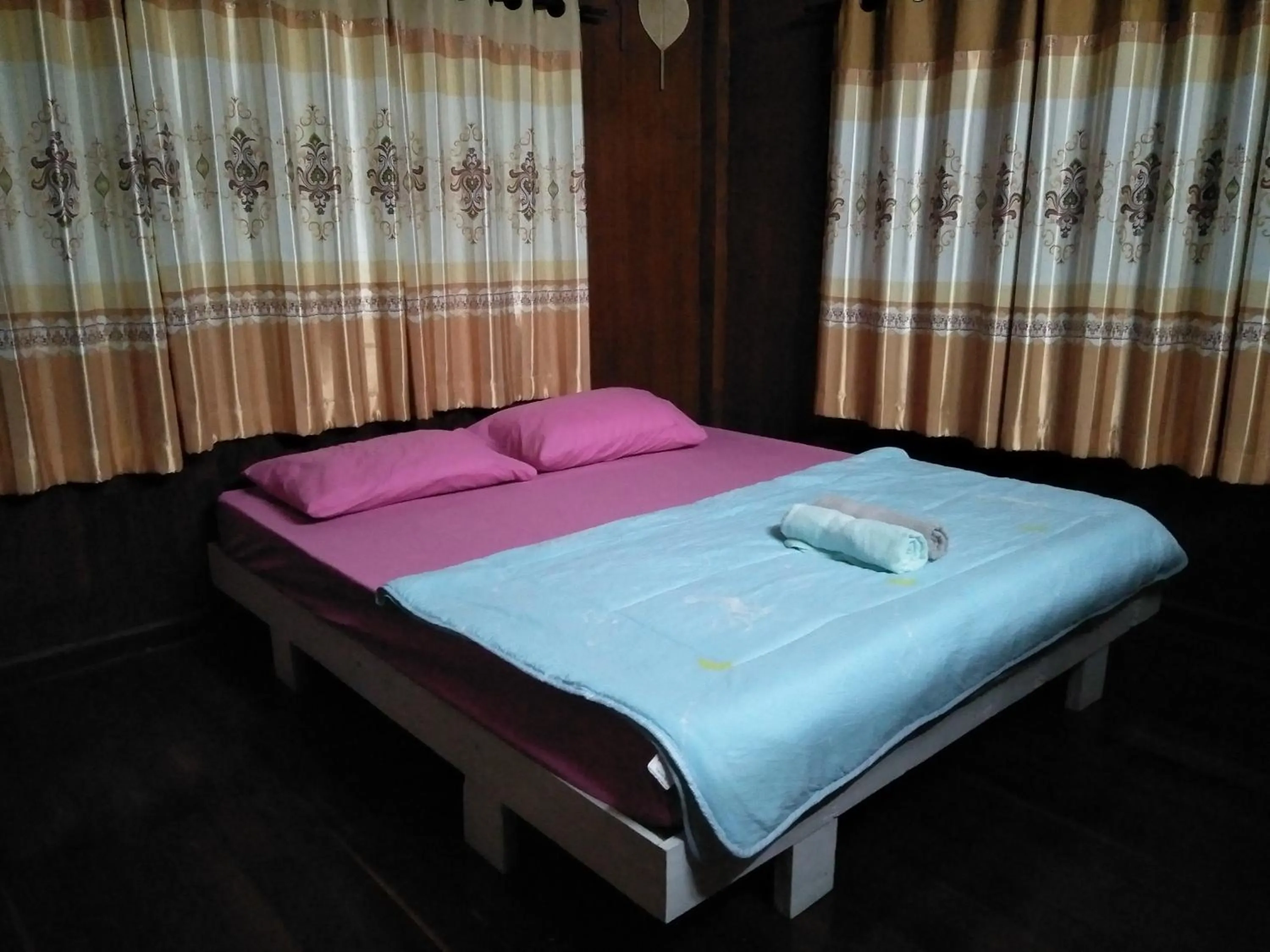 Photo of the whole room, Bed in Oui Kaew Homestay