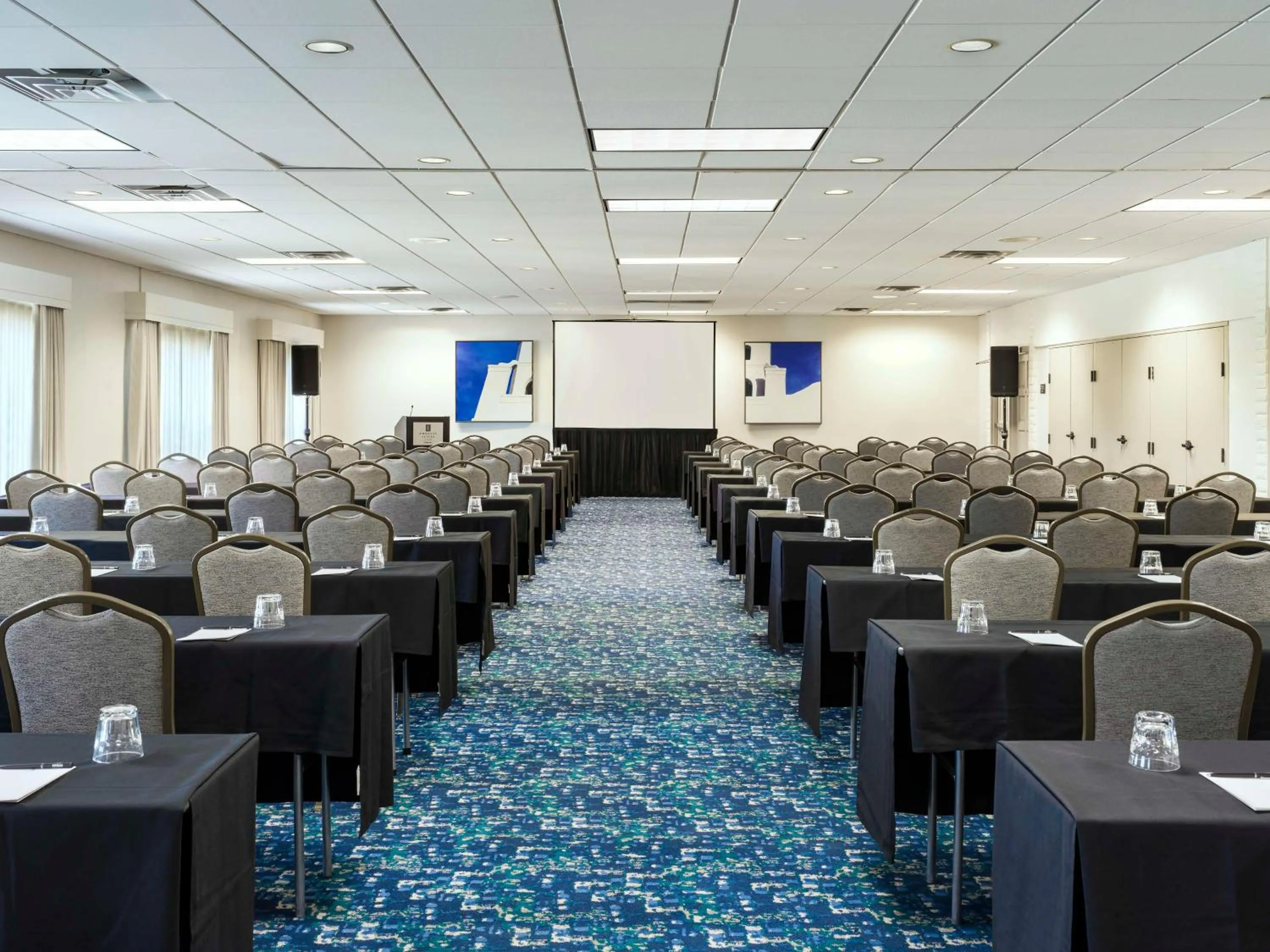 Meeting/conference room in Embassy Suites by Hilton Scottsdale Resort